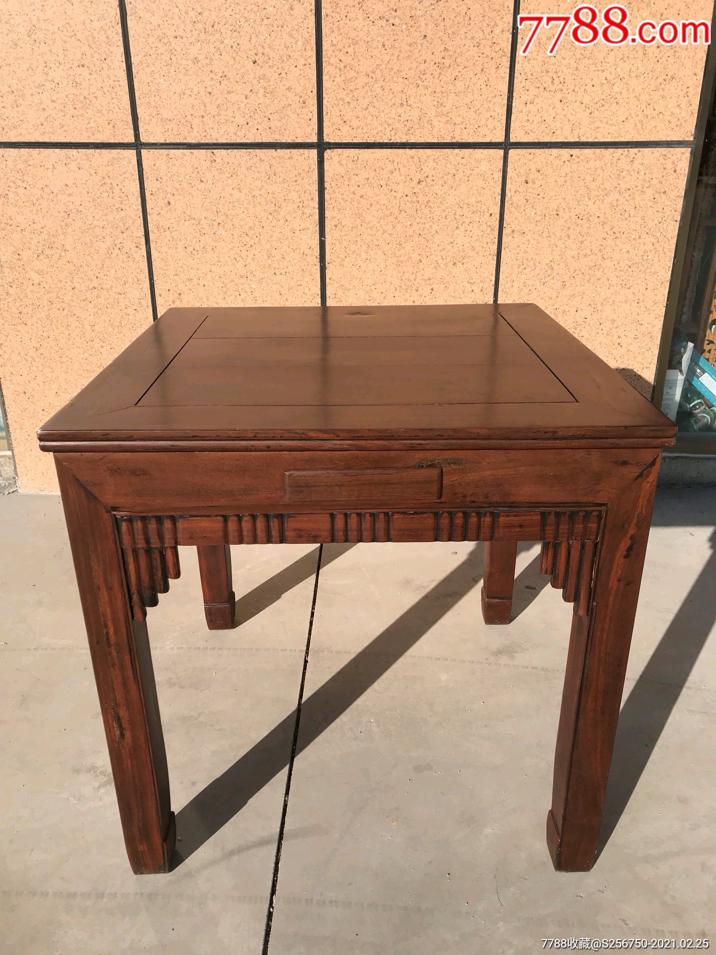 民国时期,老上海风格麻将桌.木质:红檀.活动面.长82宽82高80厘米