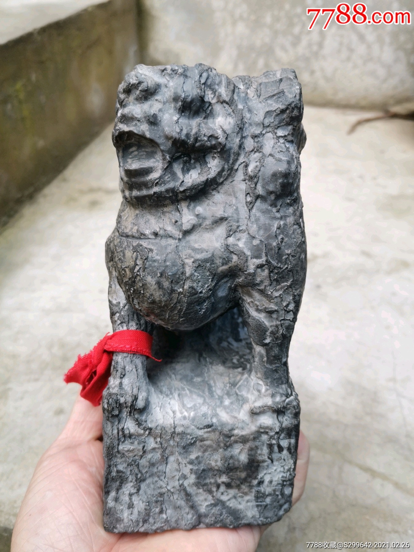 清代青石案头石狮子高17厘米宽7.5厘米