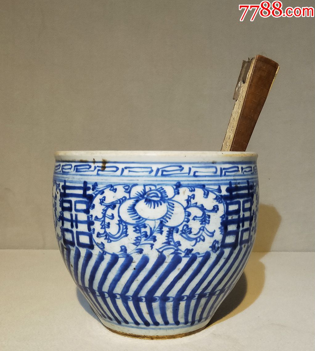 清代青花缠枝莲卷缸养鱼缸