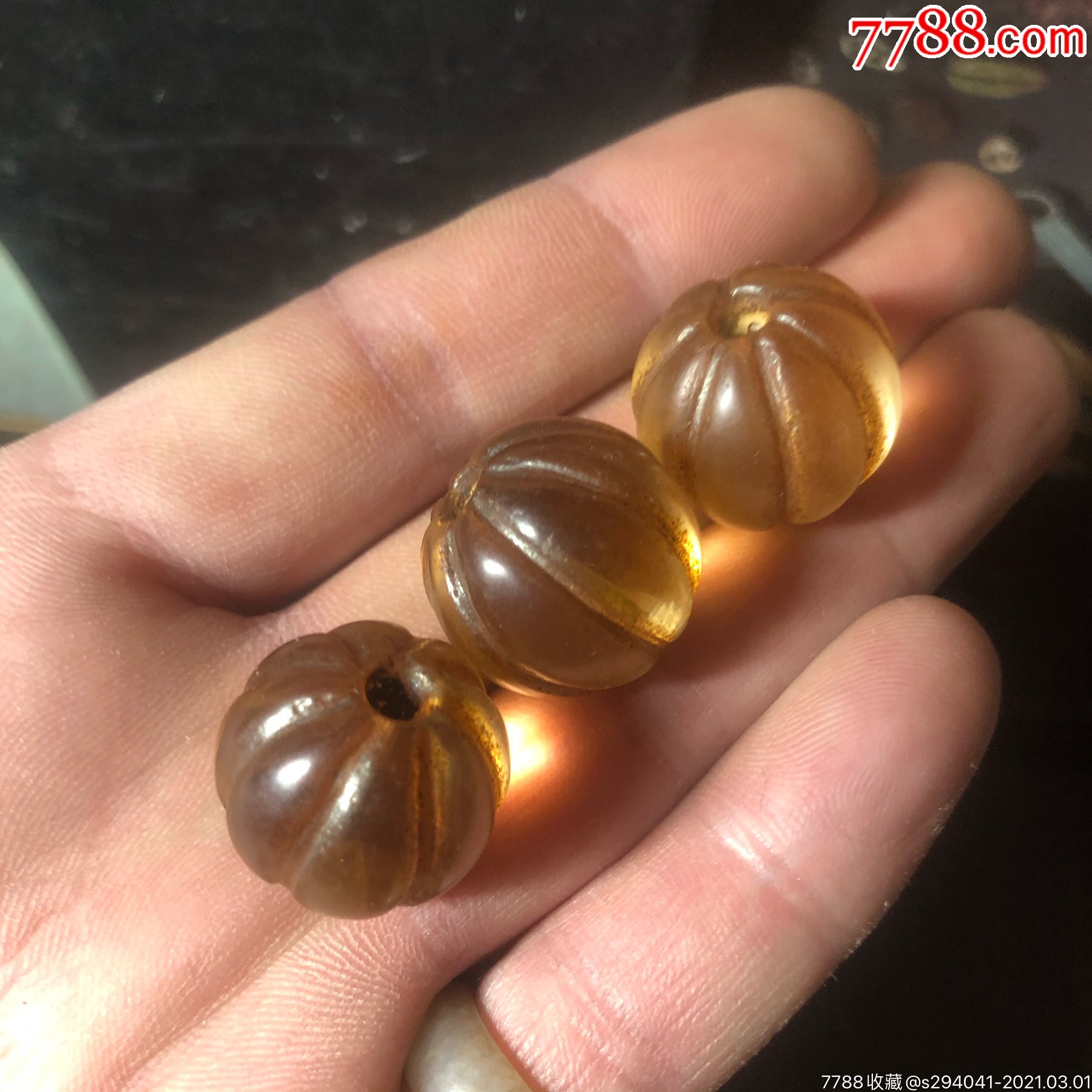 清代水晶珠三颗