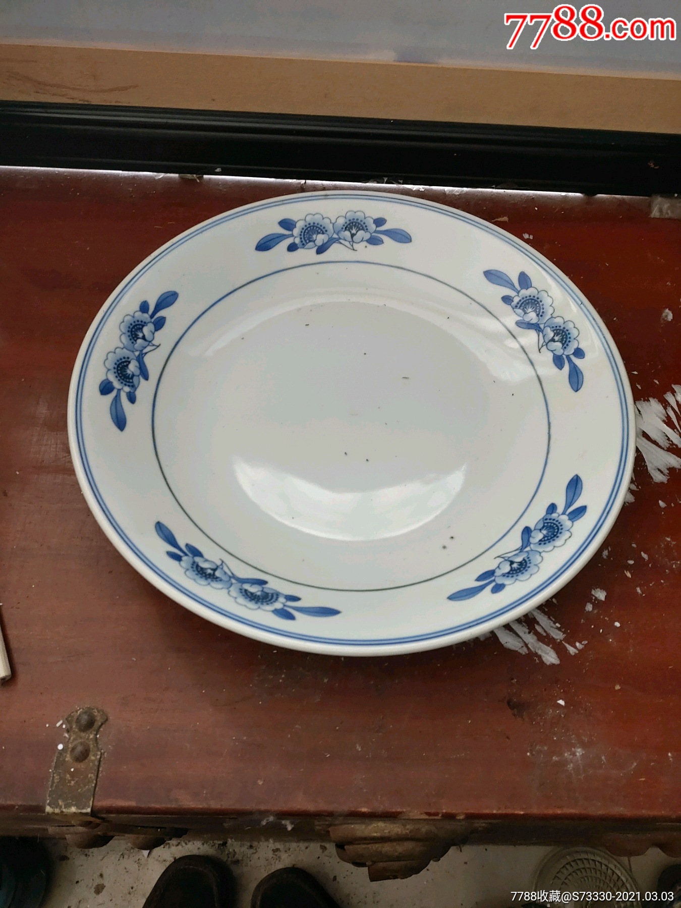 80年代,景德镇青花海棠特大盘子一块
