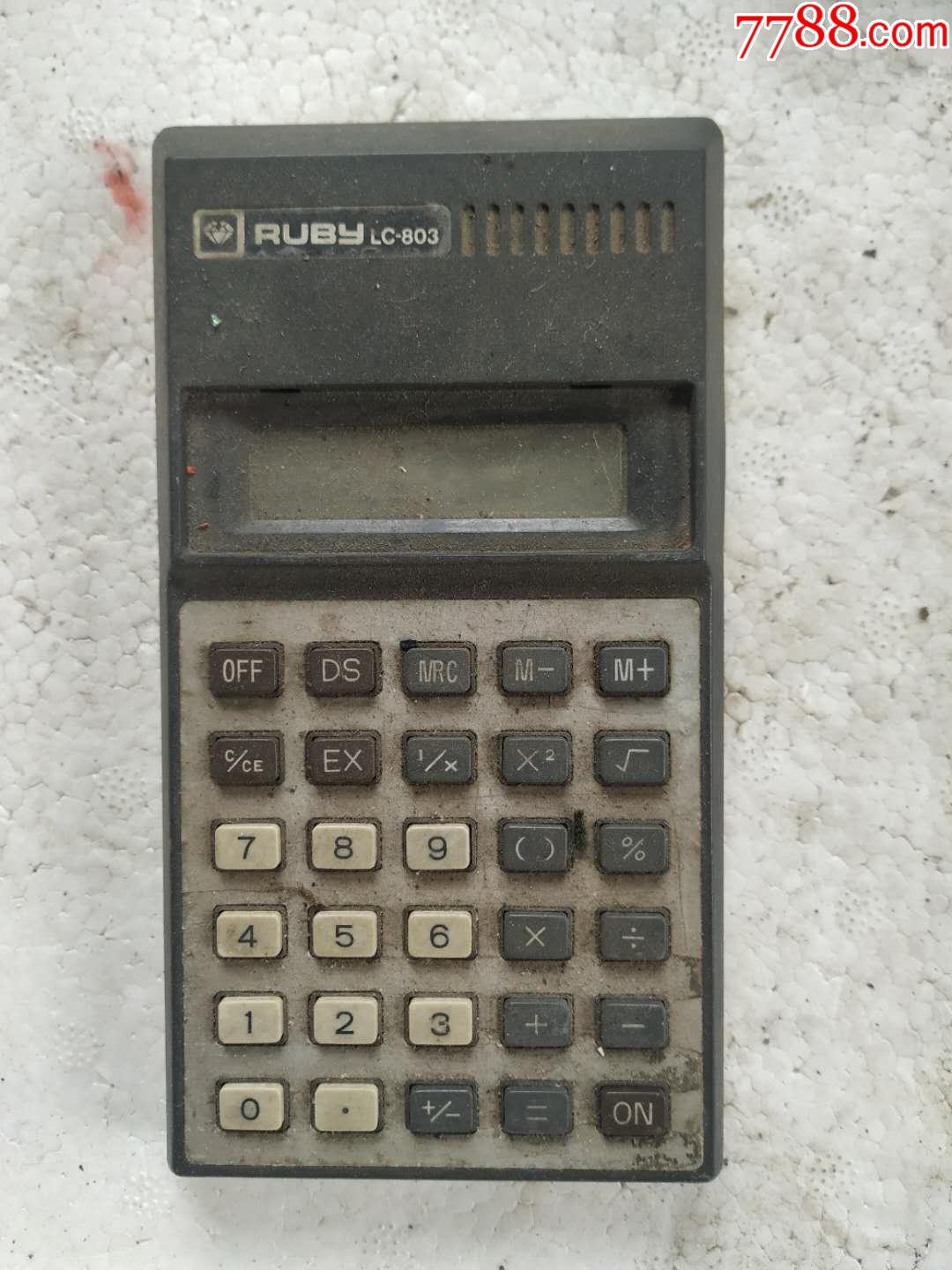 老式的八十年代计算机