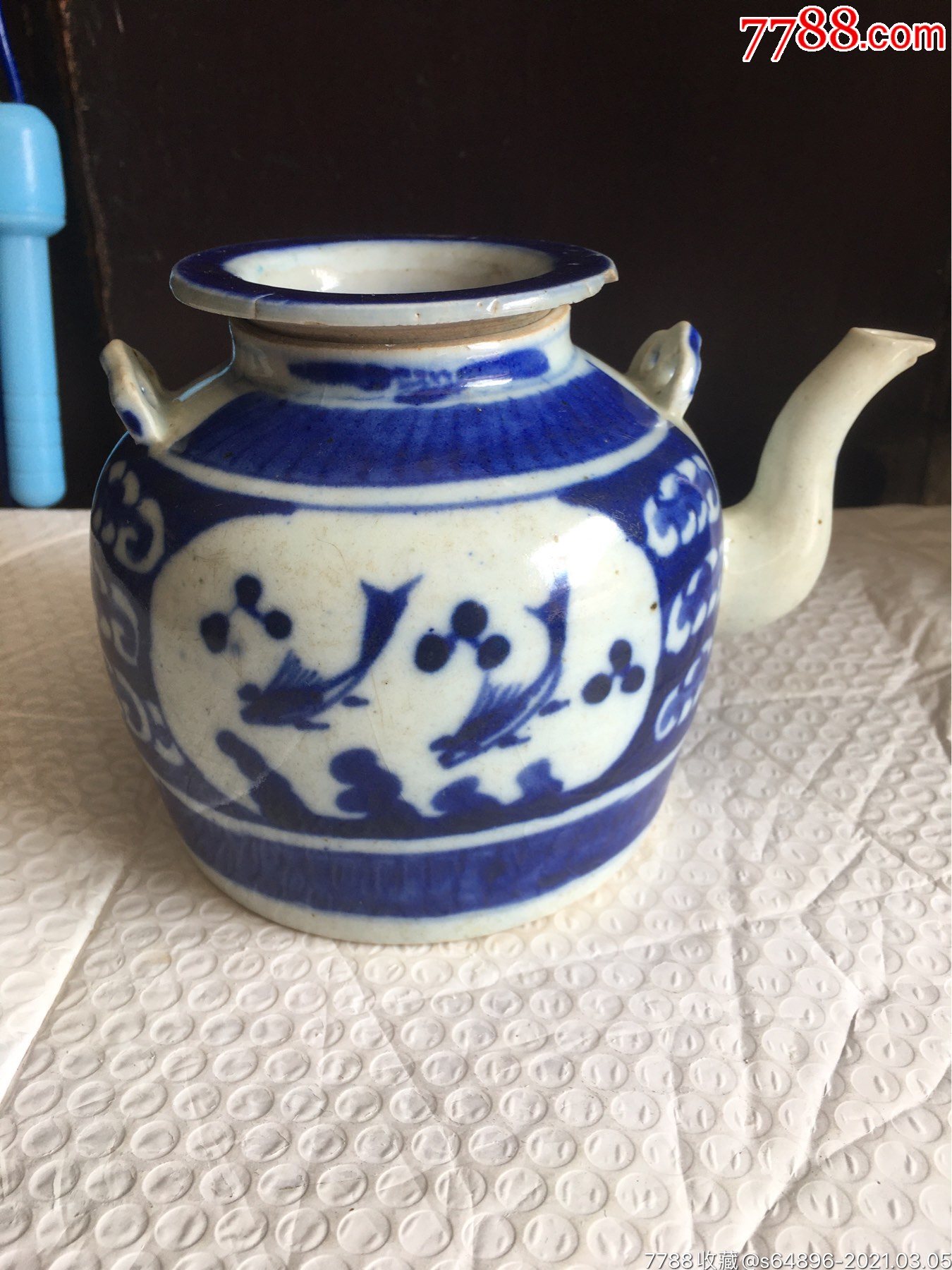 清代美工青花老茶壶