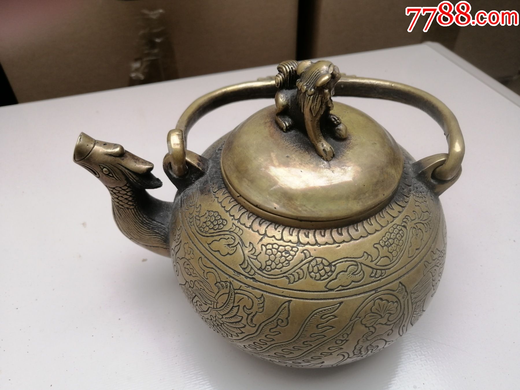 黄铜茶壶