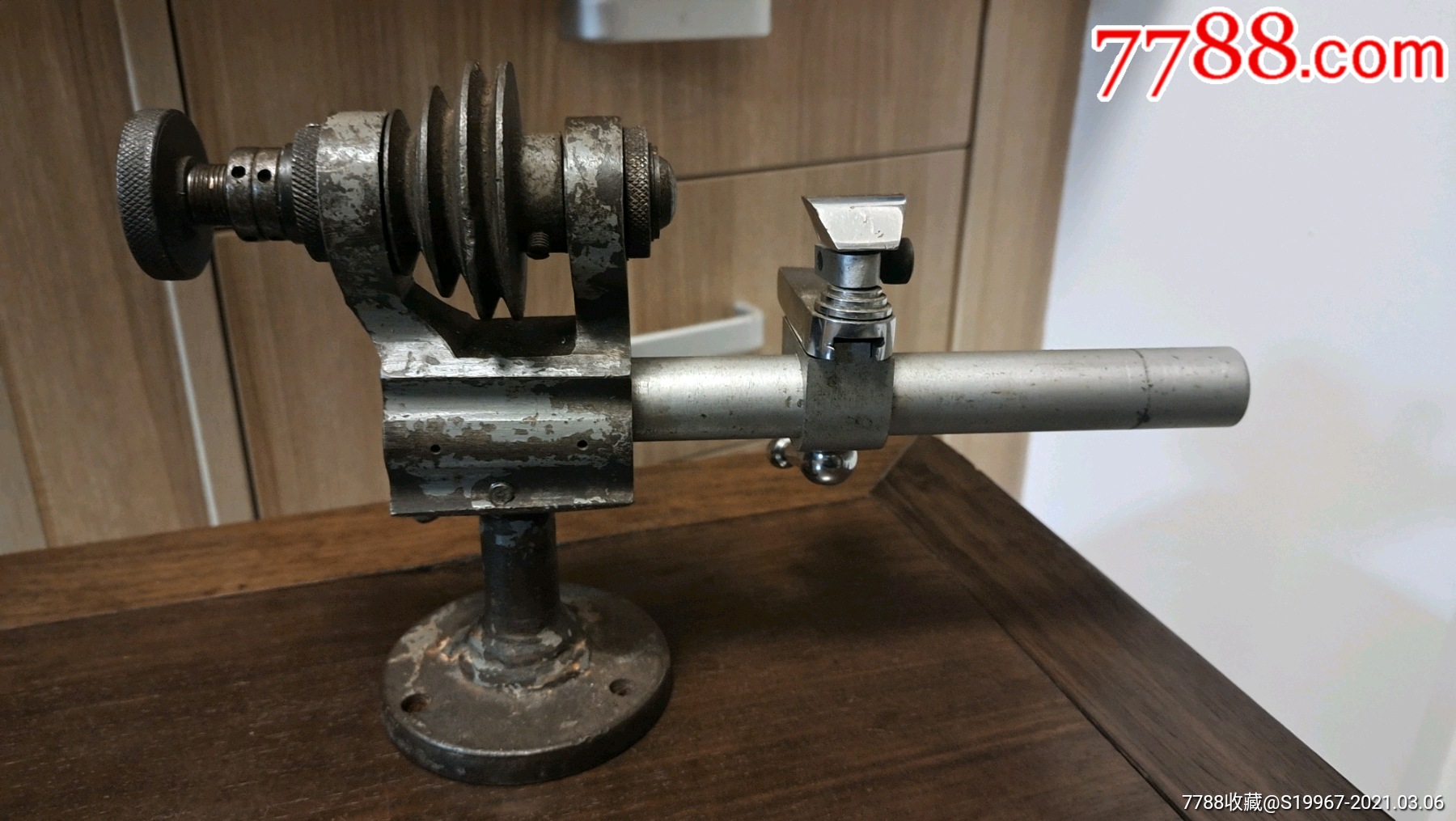 不明型号的老钟表车床