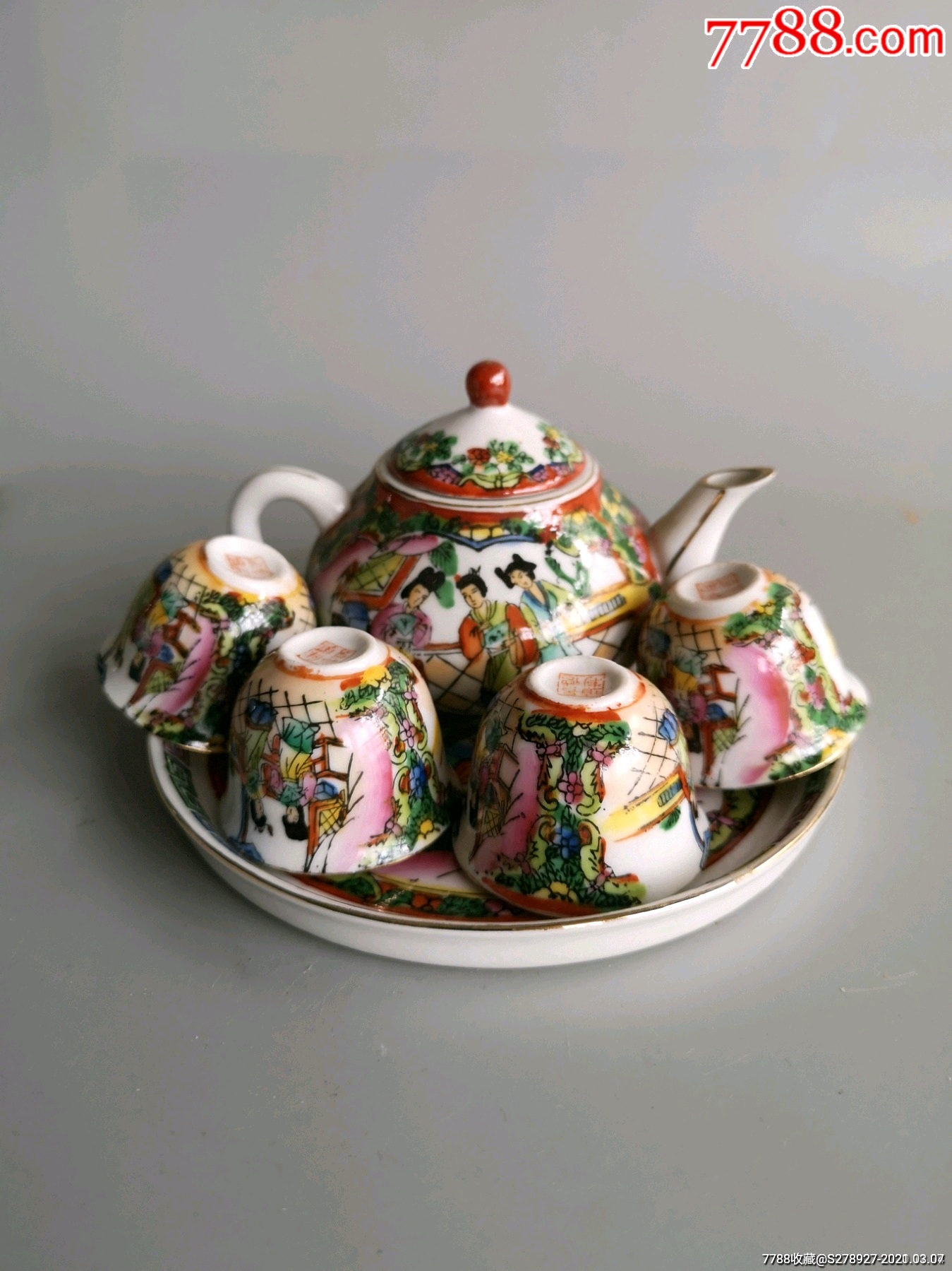 六七十年代广彩红楼梦茶具一套