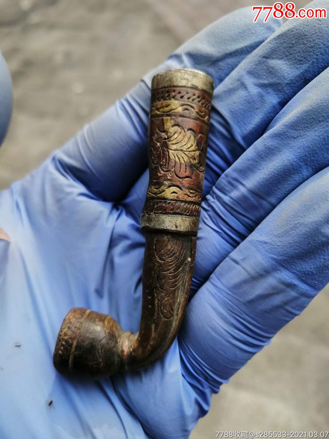 清代满刻工镶金嵌银烟袋锅