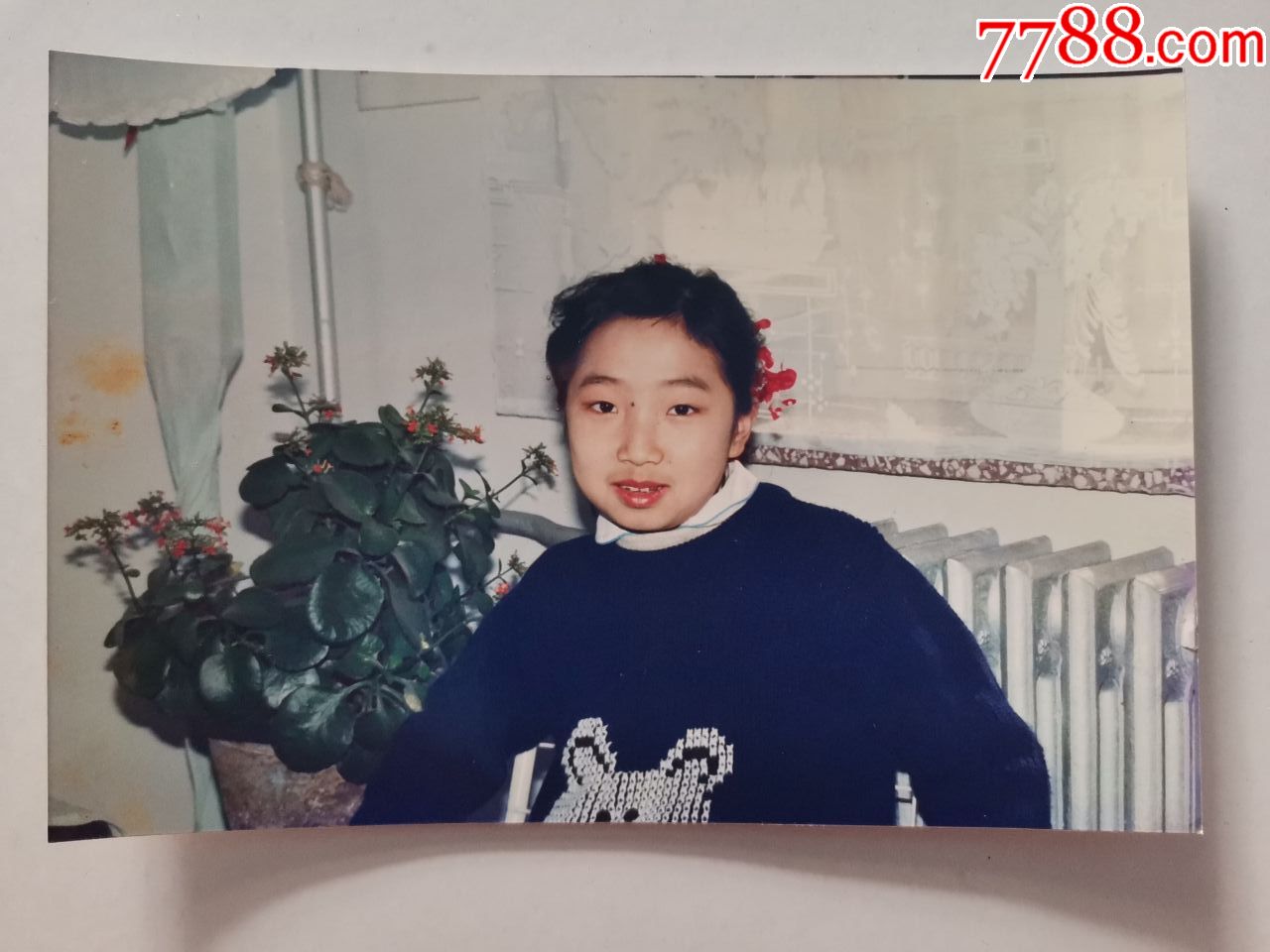 可爱的小美女留影_老照片_图片收藏_回收价格_7788老照片