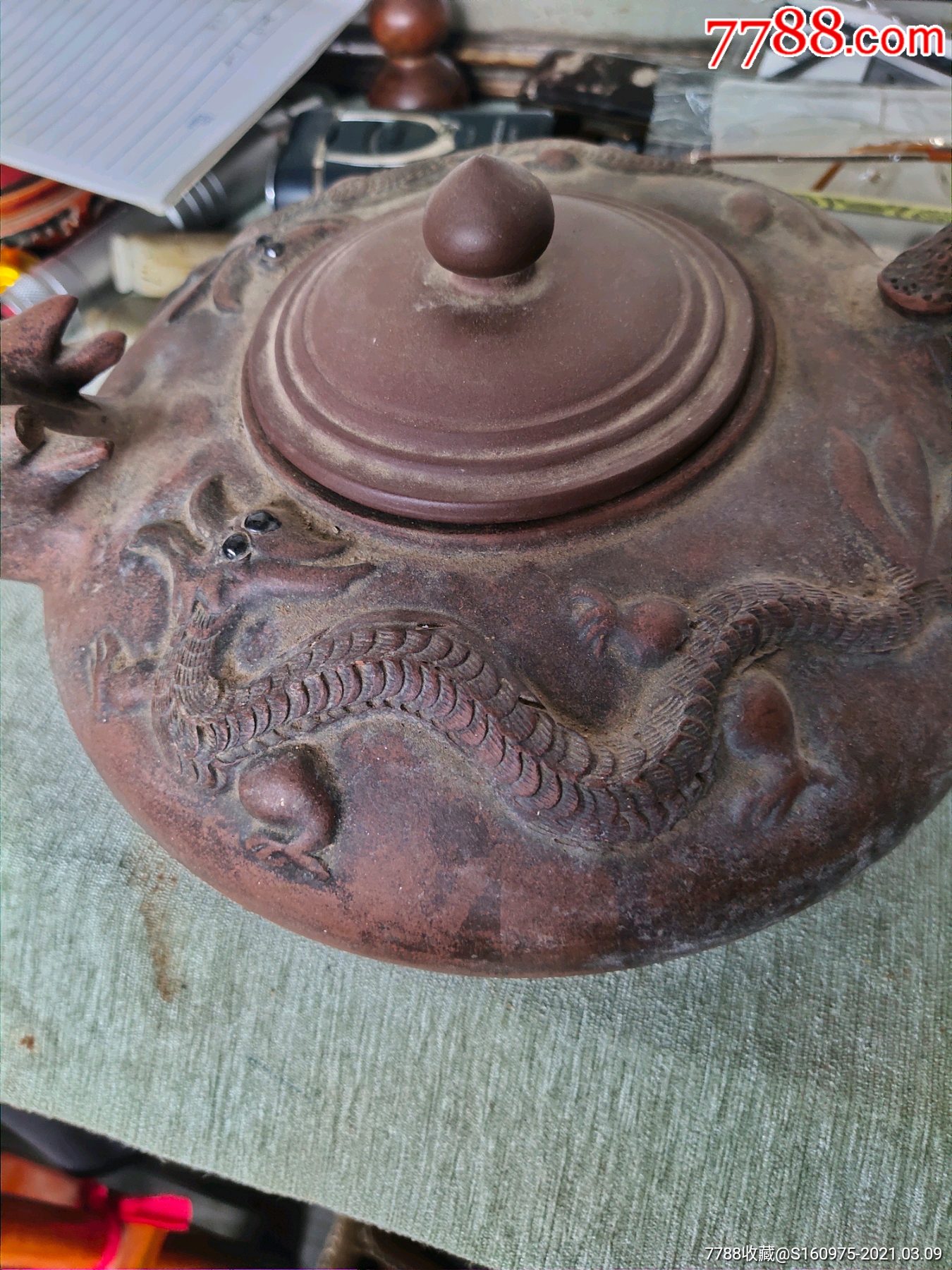 顺仙制陶,浮雕龙纹大紫砂壶,31*16*12cm,一个龙角有磕,盖子后配,余