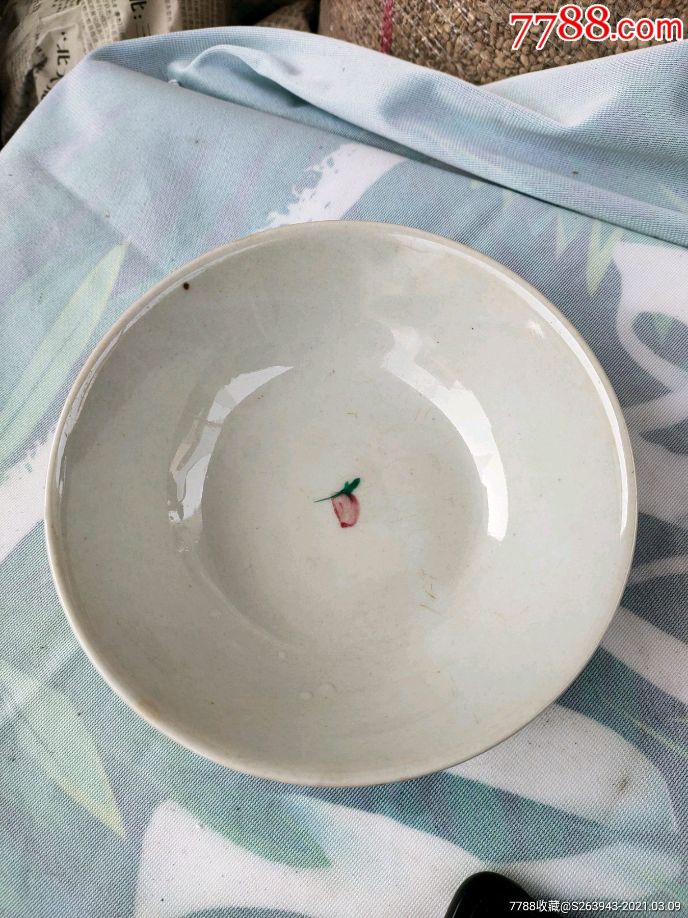 五六十年代手画公鸡碗底部有点小惊风其它完整