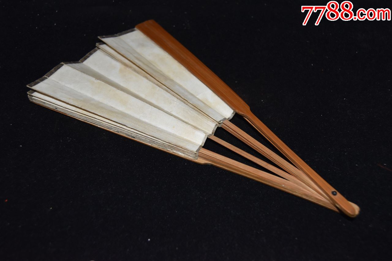 清代梅花折扇一把