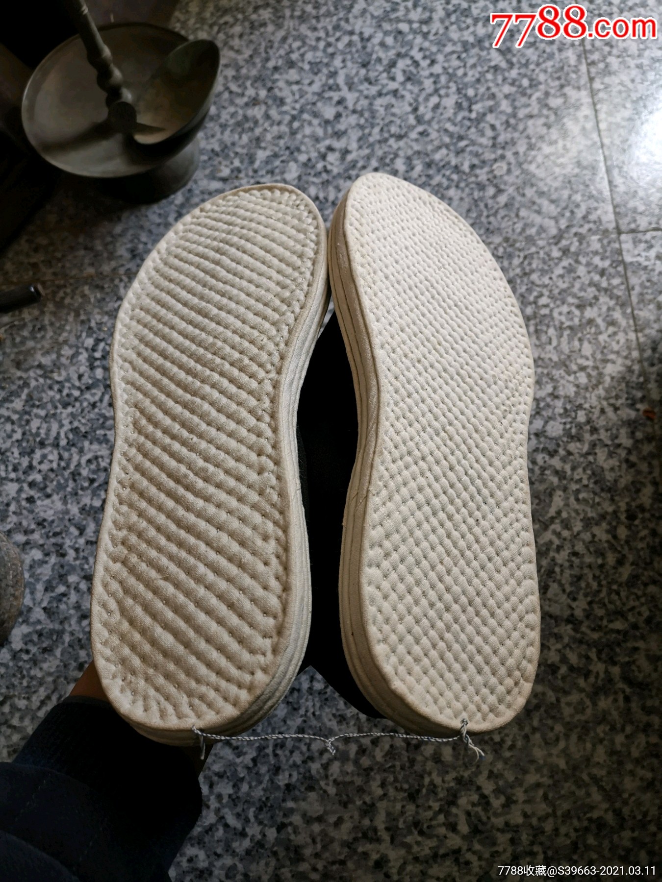 七十年代千层底布鞋