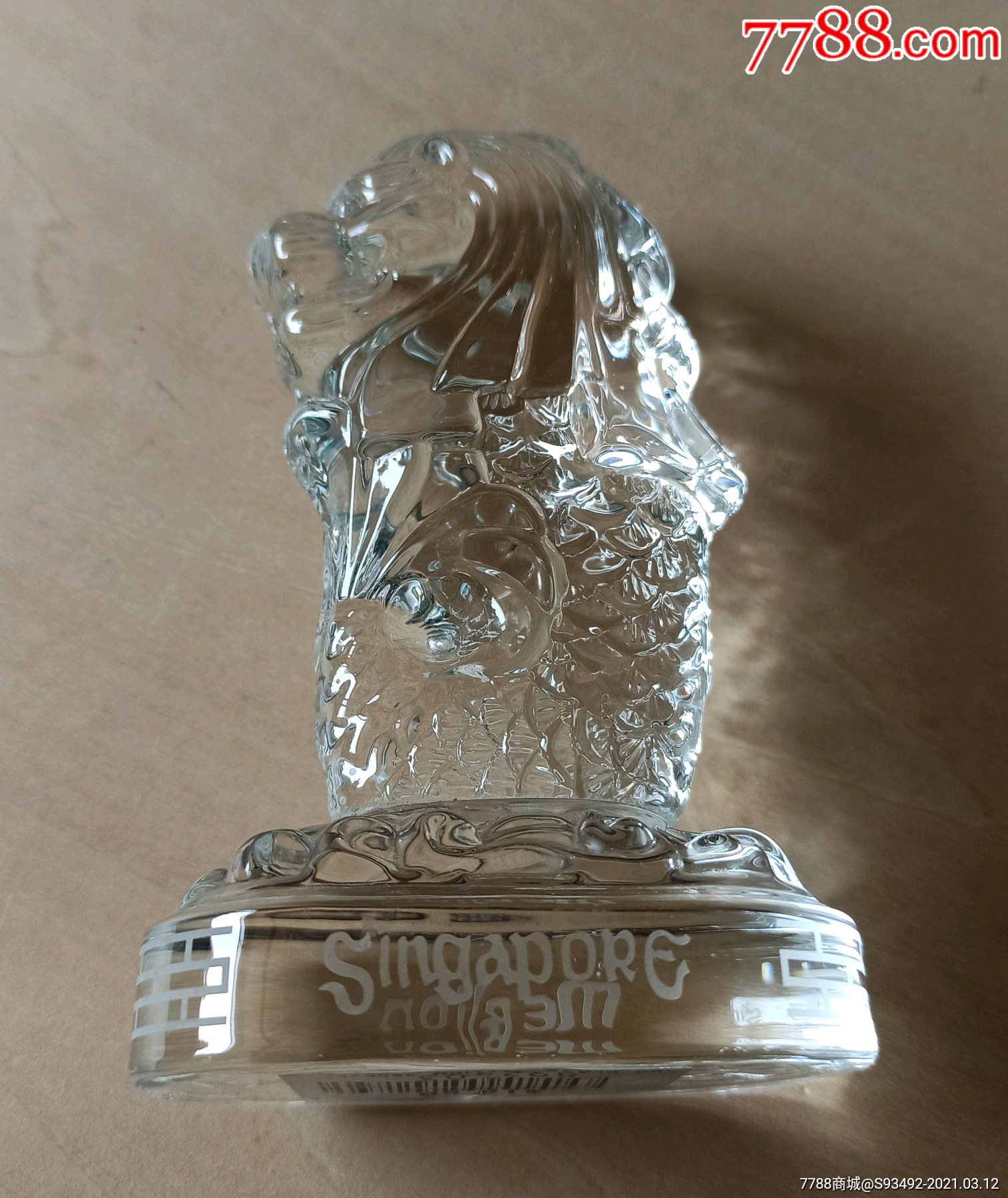 新加坡纪念品-鱼尾狮造型水晶玻璃摆件