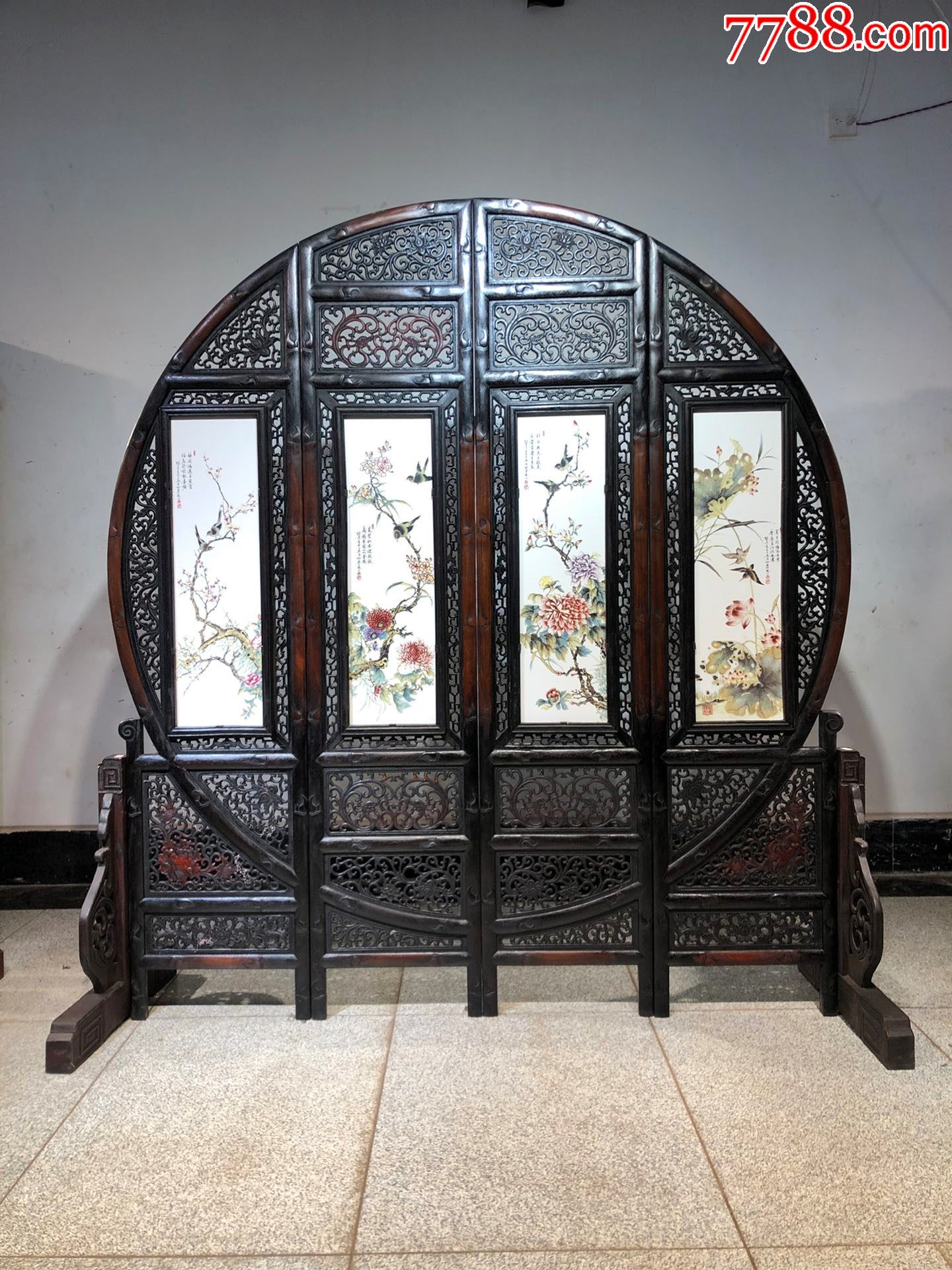 精品小叶紫檀老框镶瓷板画粉彩双面屏风