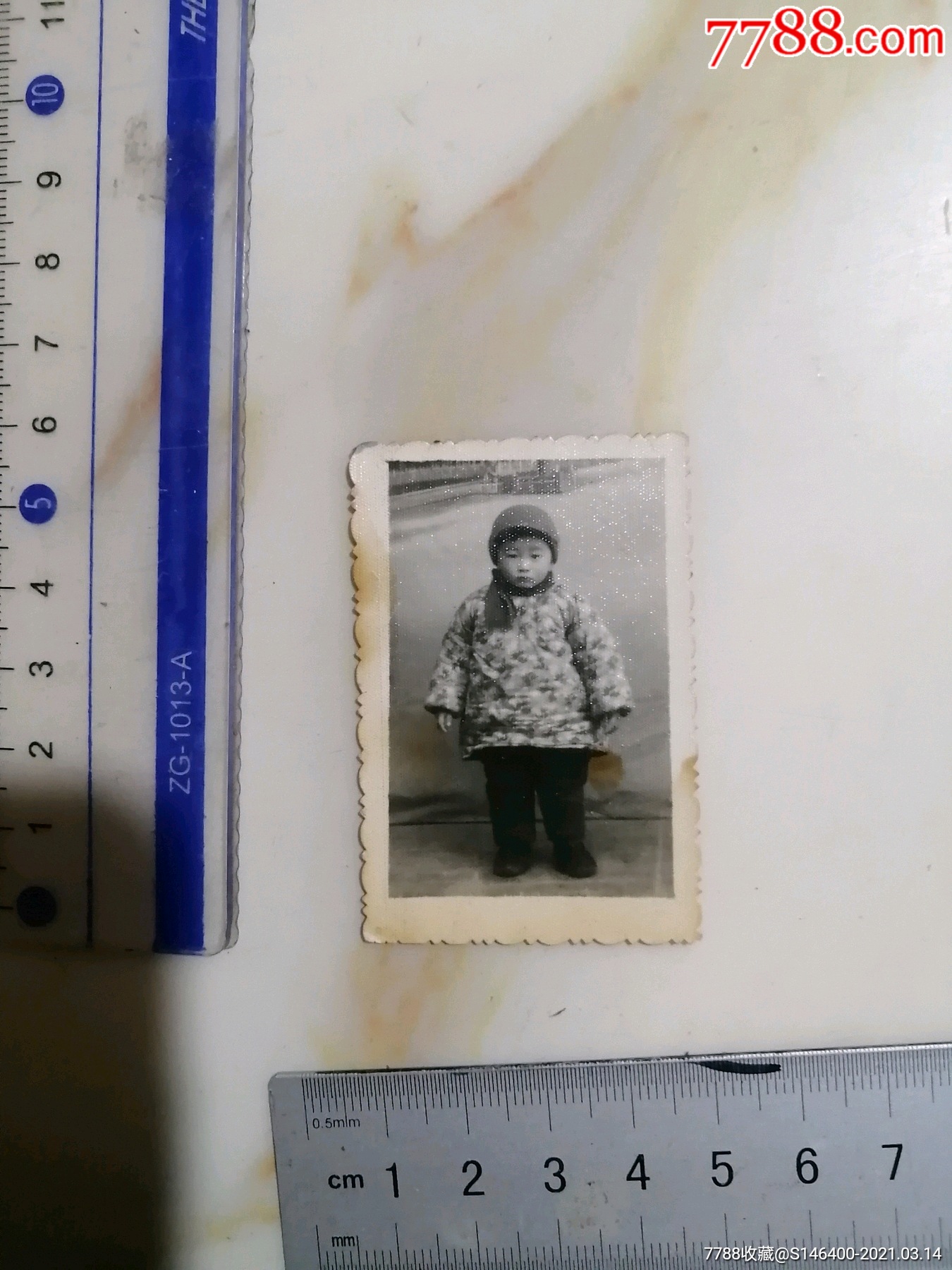 文革穿花棉袄的小孩