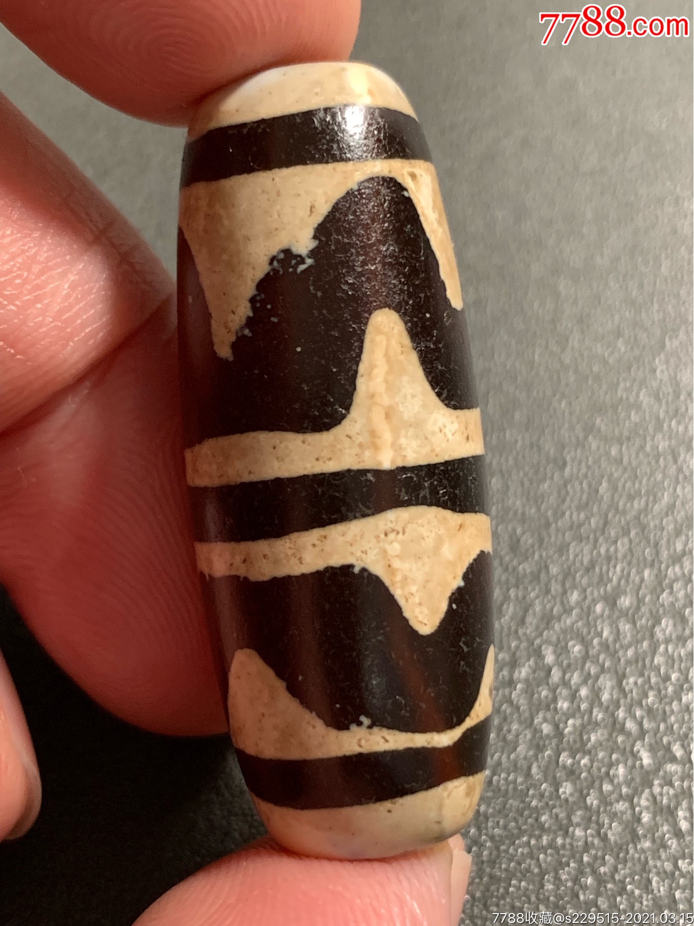 藏传双水纹天珠39.8*15毫米