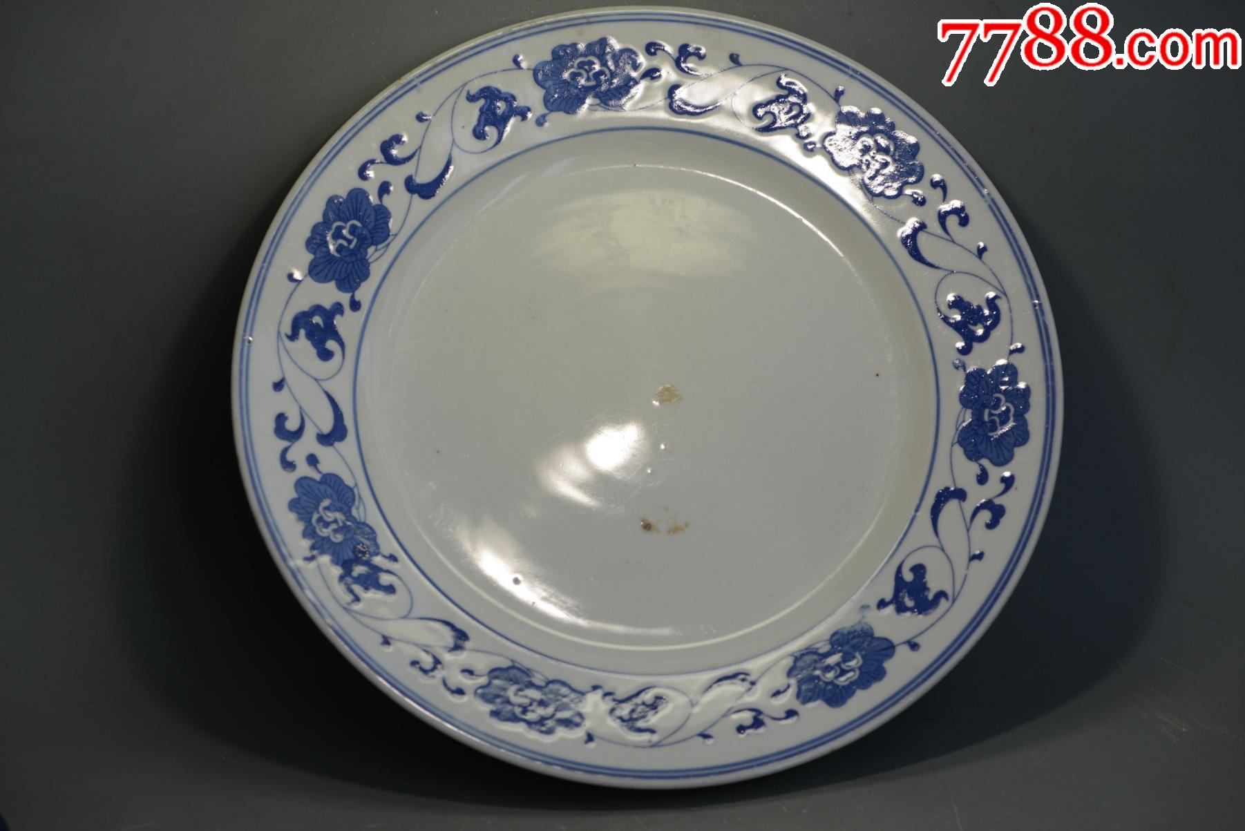 70年代景德镇瓷器青花缠枝花卉大盘子4