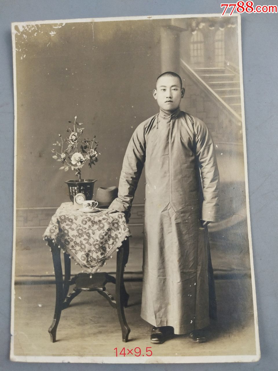 民国单人相(身着长袍)-价格:200元-se78920426-老照片-零售-7788收藏