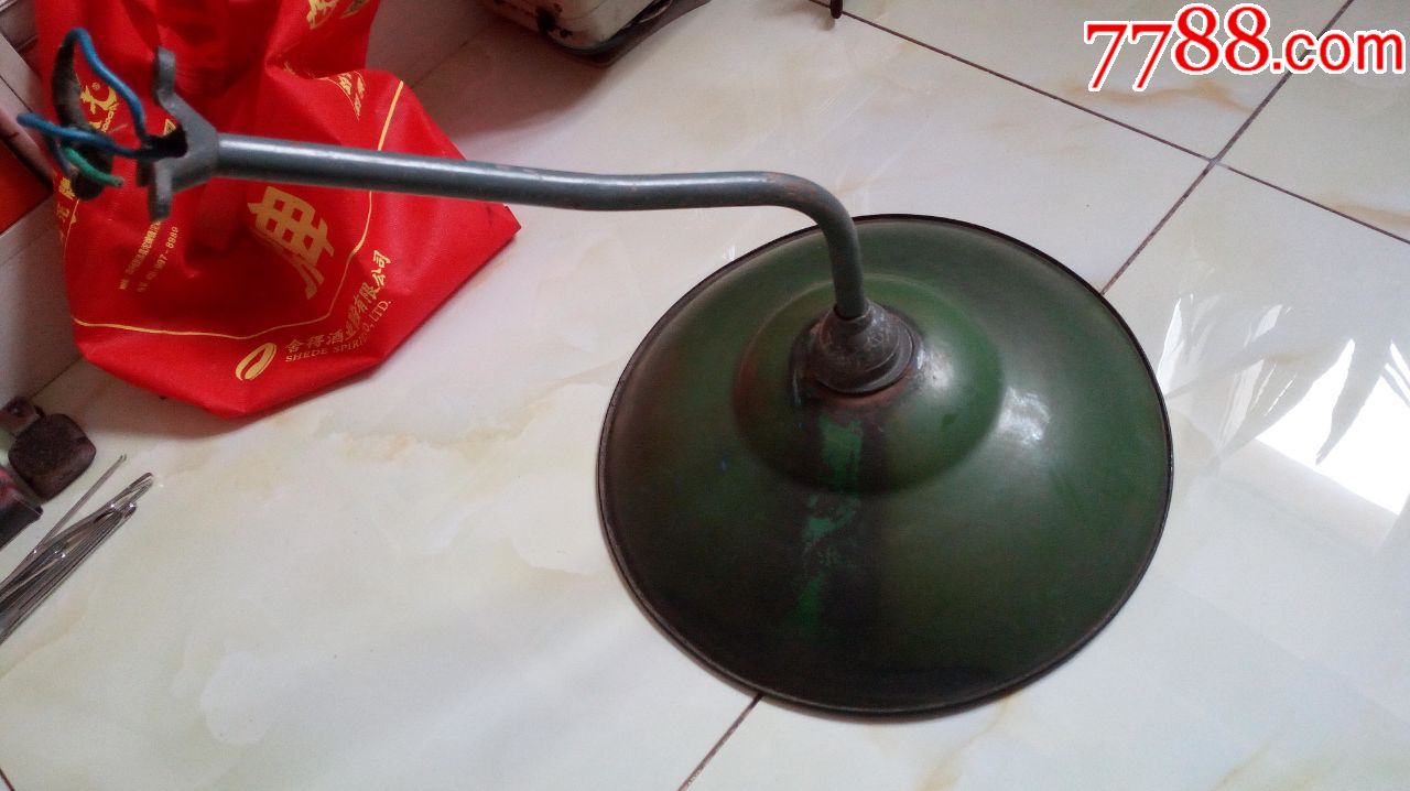 老物件搪瓷灯罩可作影视道具民俗馆展览收藏怀旧