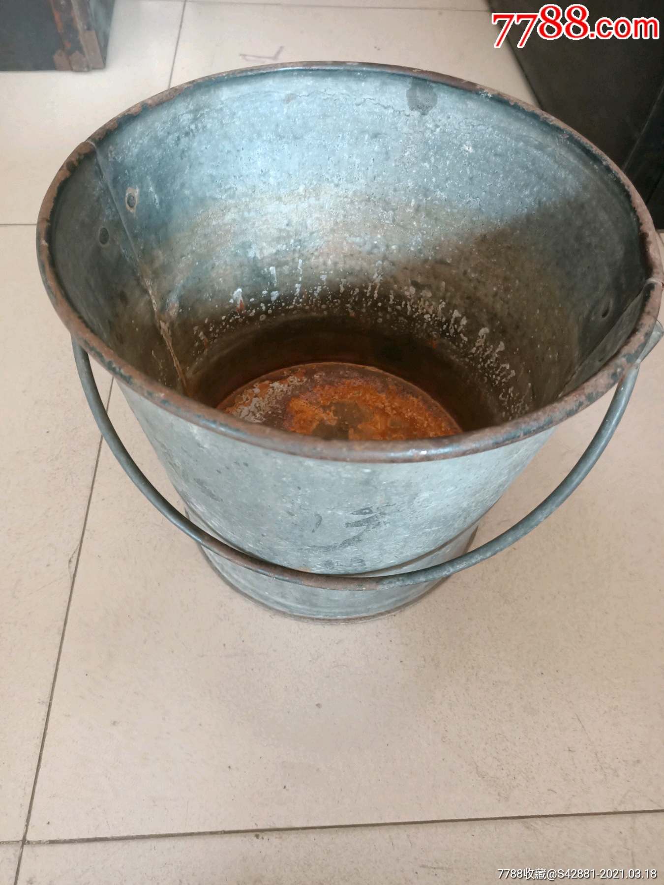 晚清英国reeves家族赠送给殖民地军官物资,特厚铁制*用水桶,(传承250