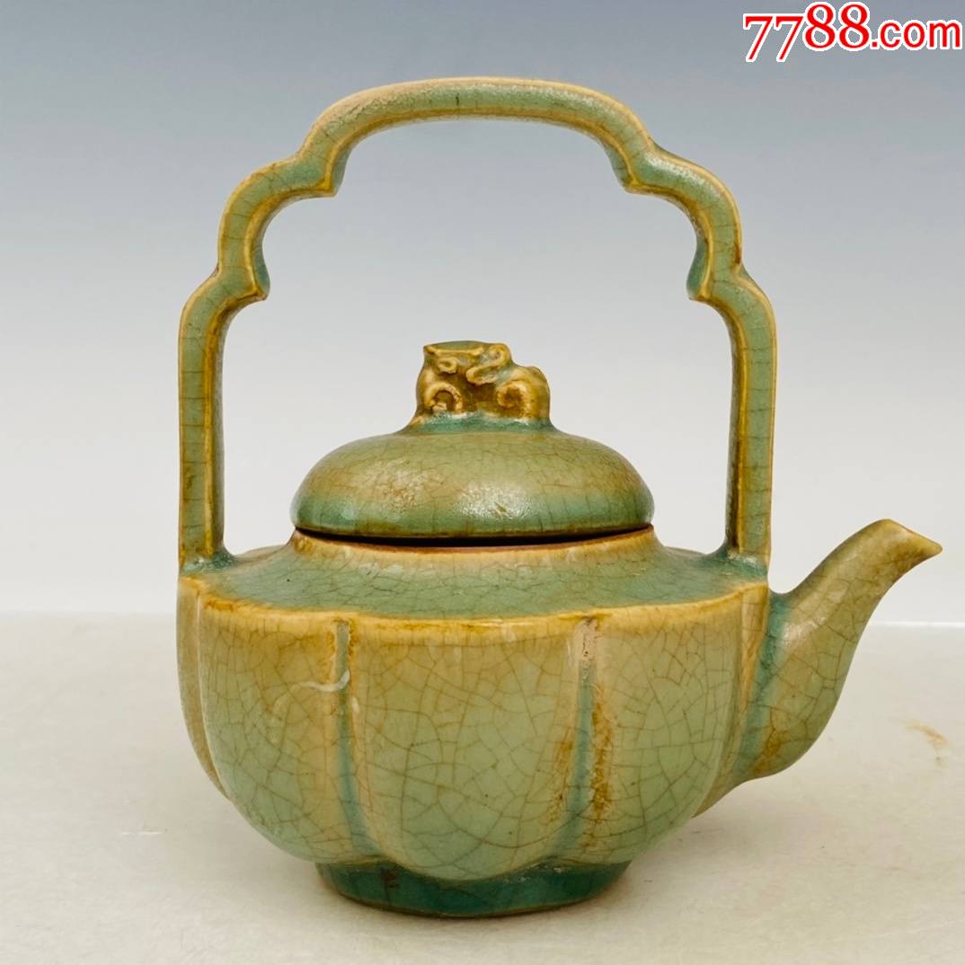汝瓷提梁壶(现代工艺品),高14厘米,直径12厘米_第1张_7788陶瓷