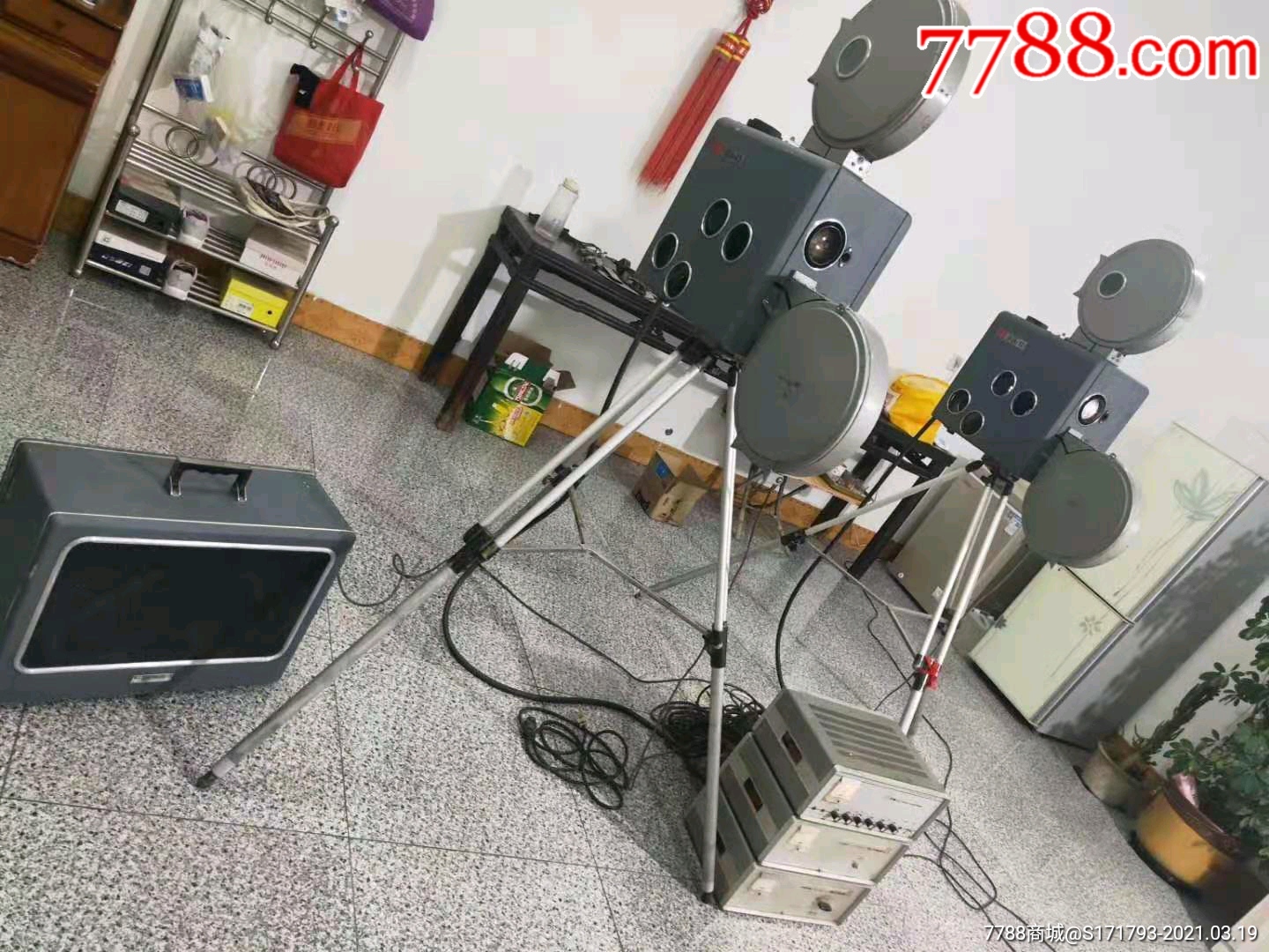 86年上海产35毫米老井冈山氙气灯103电影放影机一套