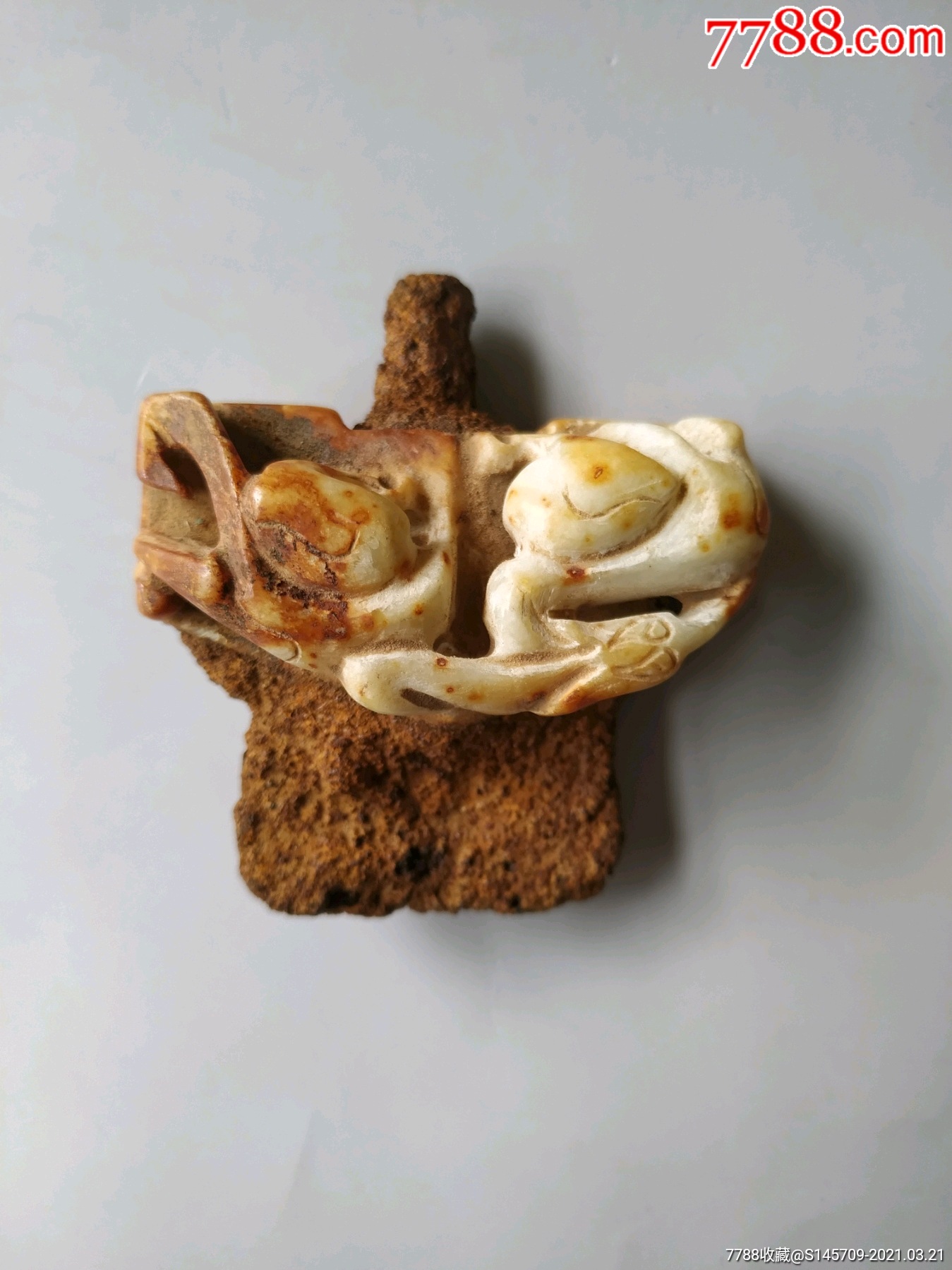 明代镂空雕刻玉剑格喜欢的朋友不要错过细节如图