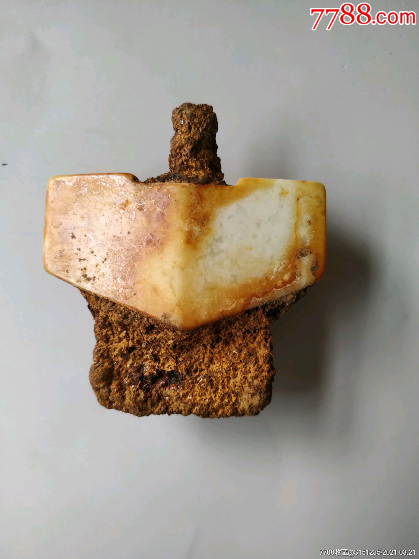 明代镂空雕刻玉剑格喜欢的朋友不要错过细节如图