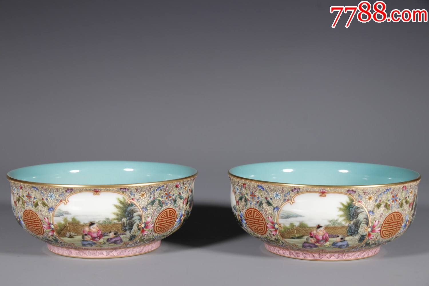清乾隆:古月轩童子碗高度5.5厘米,口径14厘米,底部8.