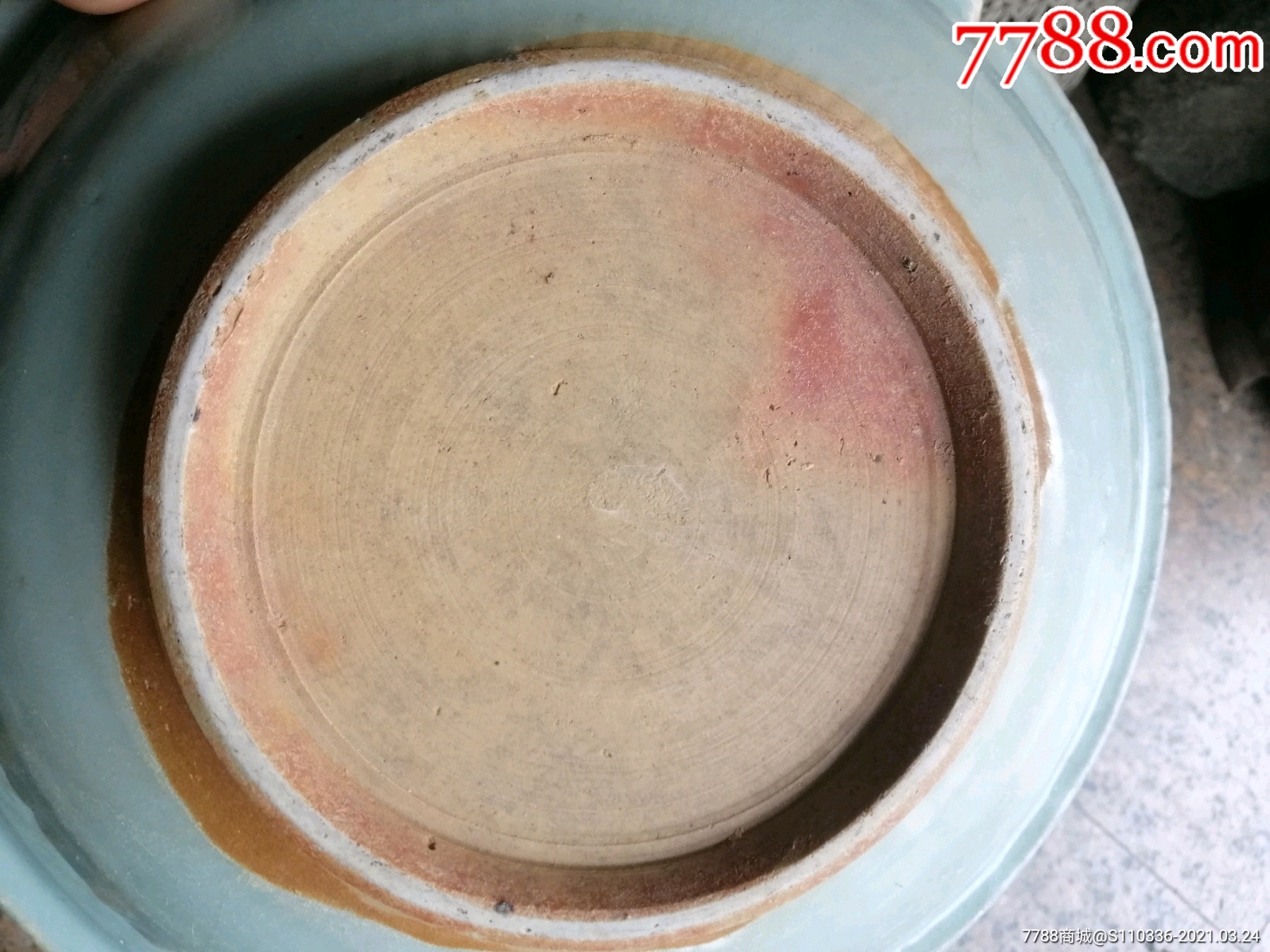 宋代龙泉窑粉青大盘