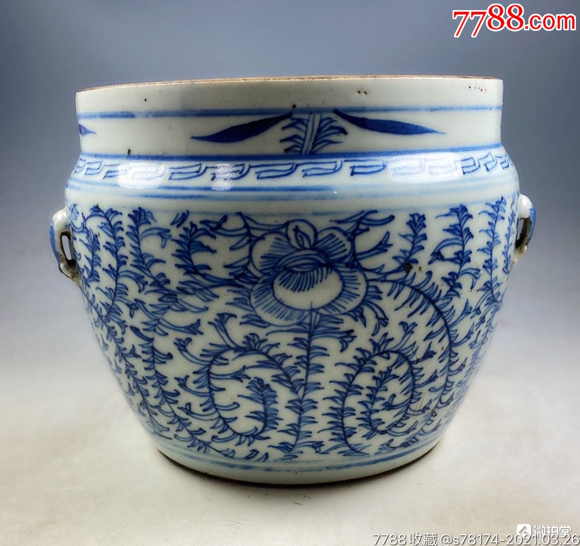 清中期嘉庆年缠枝莲青花大罐全品