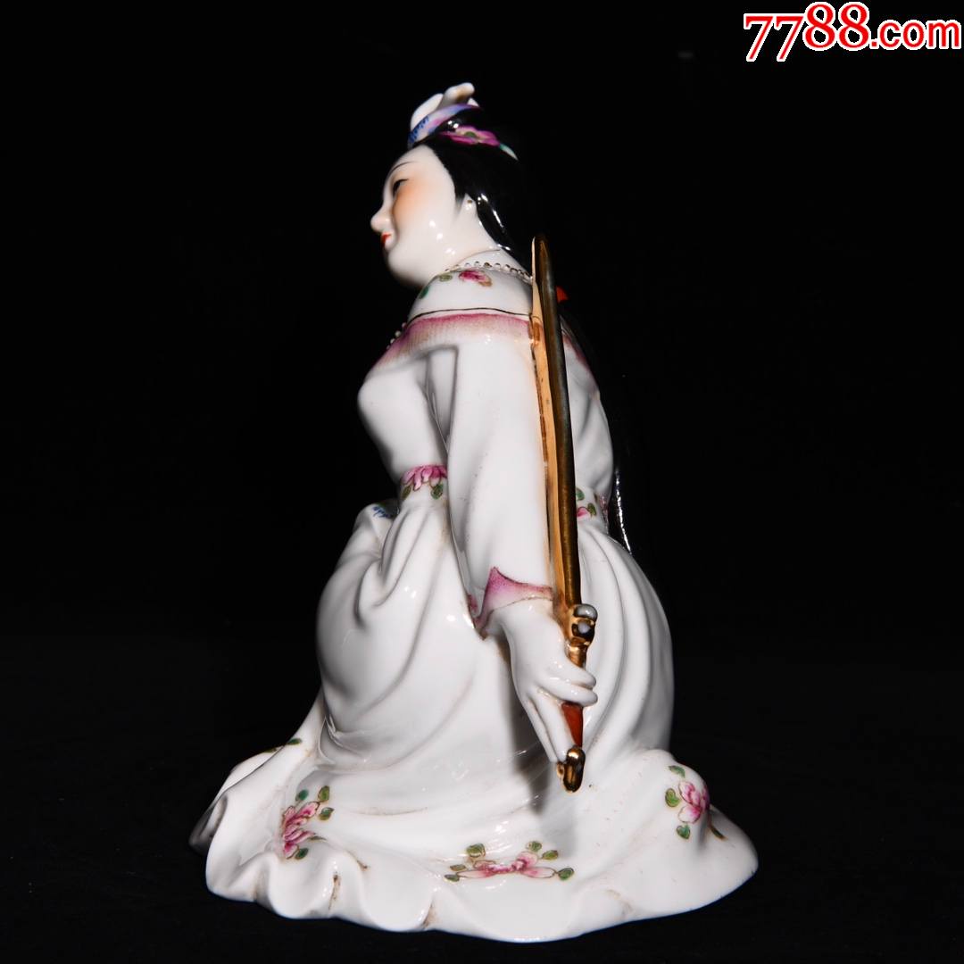 文革时期白釉粉彩白素贞塑像,高17直径20