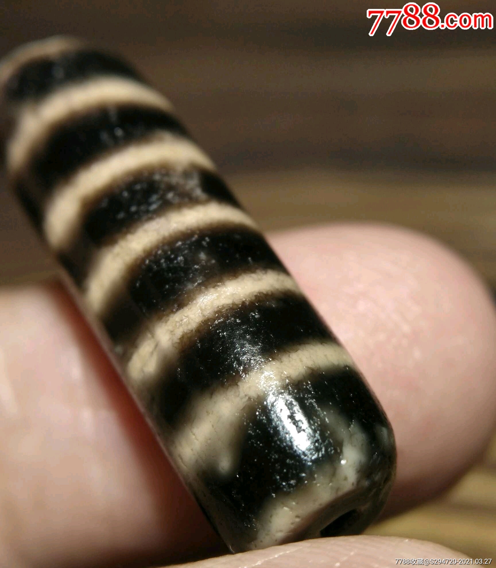 西亚线天珠一个