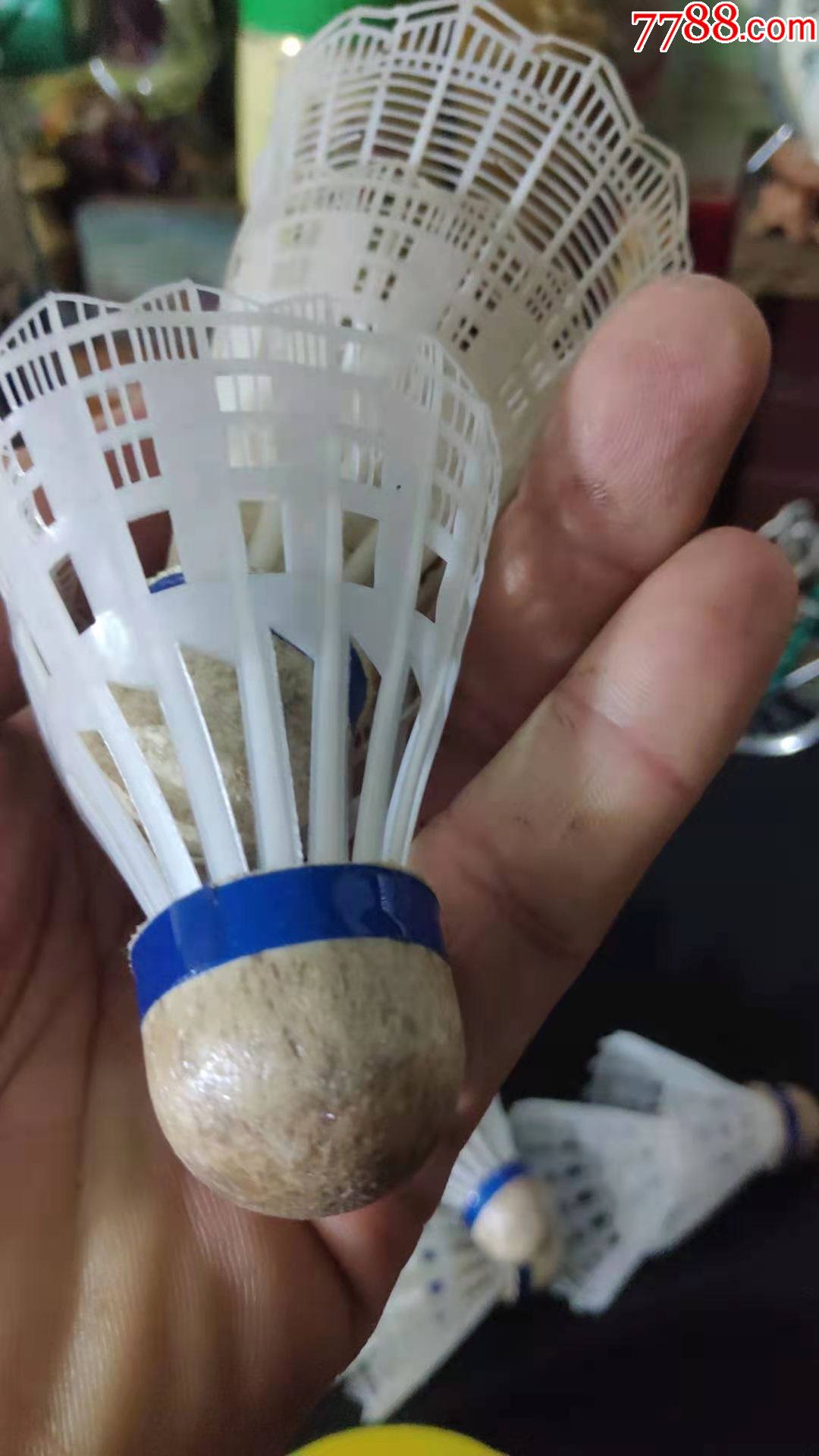 上世纪70-80年代上海燕子牌塑料老式羽毛球一组9只合售.