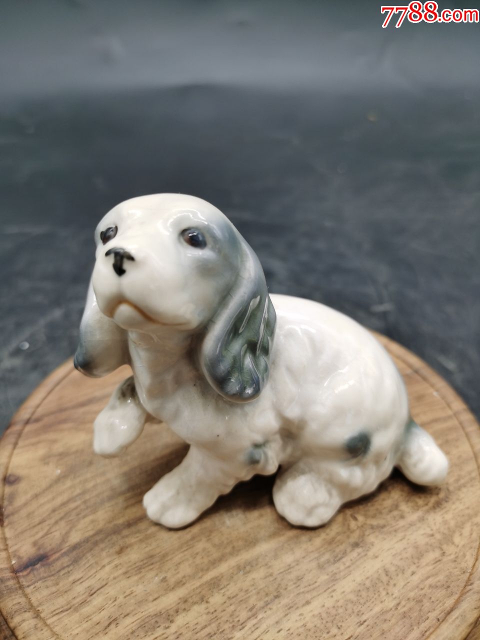 解放初景德镇雕塑瓷狗摆件