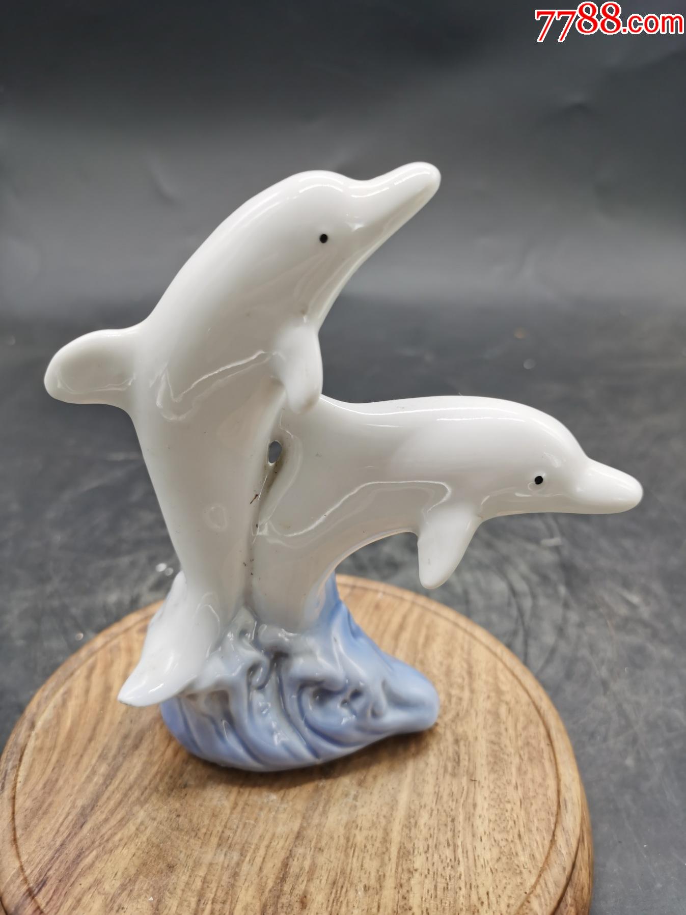 解放初景德镇雕塑瓷海豚瓷摆件