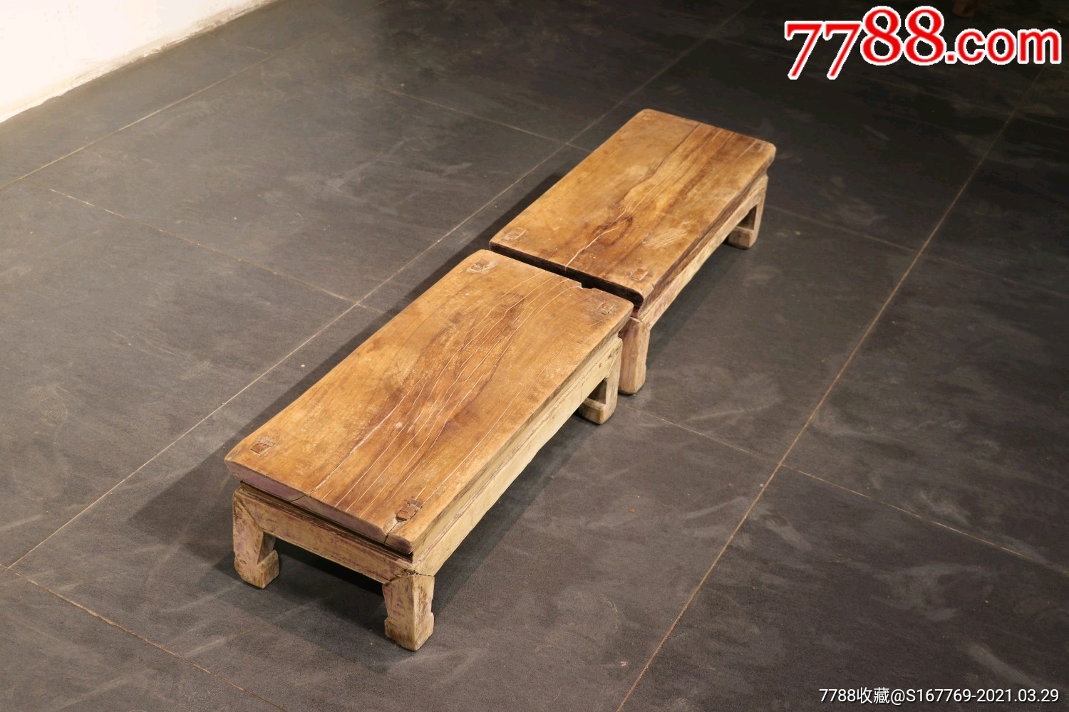 清代杜梨木独板脚踏一对