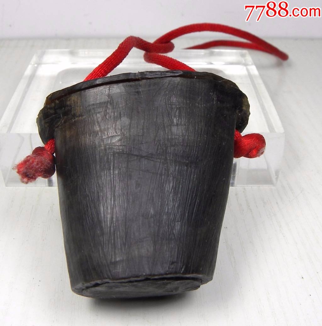 清代㊣牛角烟袋独一无二