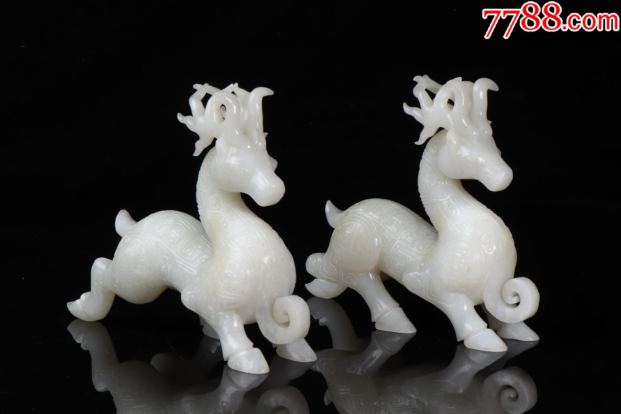 旧藏:和田玉鹿摆件(一对)