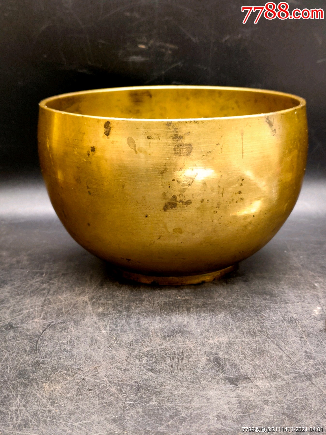 铜碗