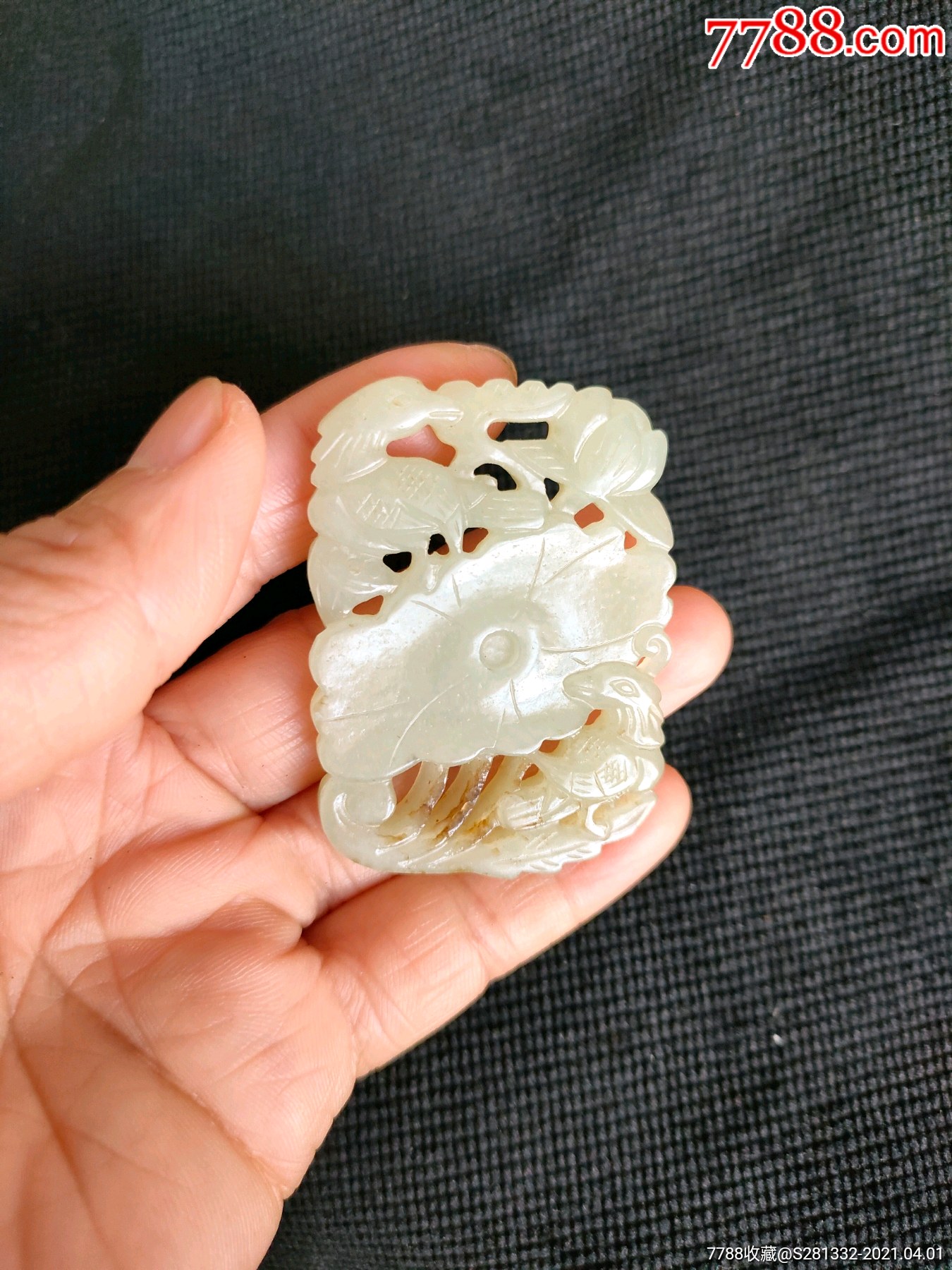 清代和田玉一路连升玉佩