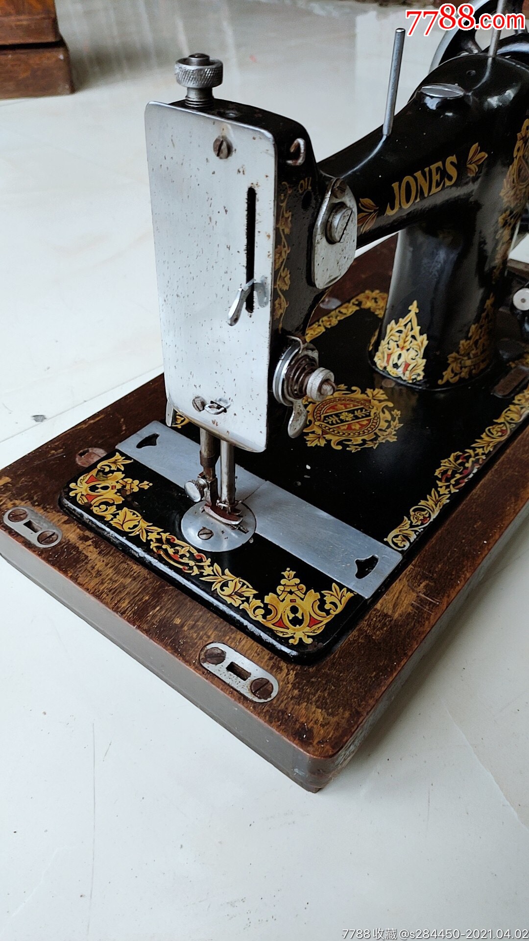 英国进口琼斯牌便携式手摇缝纫机