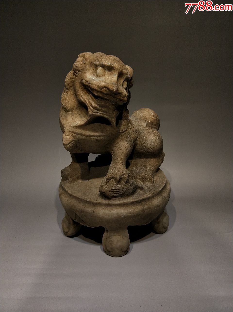 精美汉白玉案头狮子