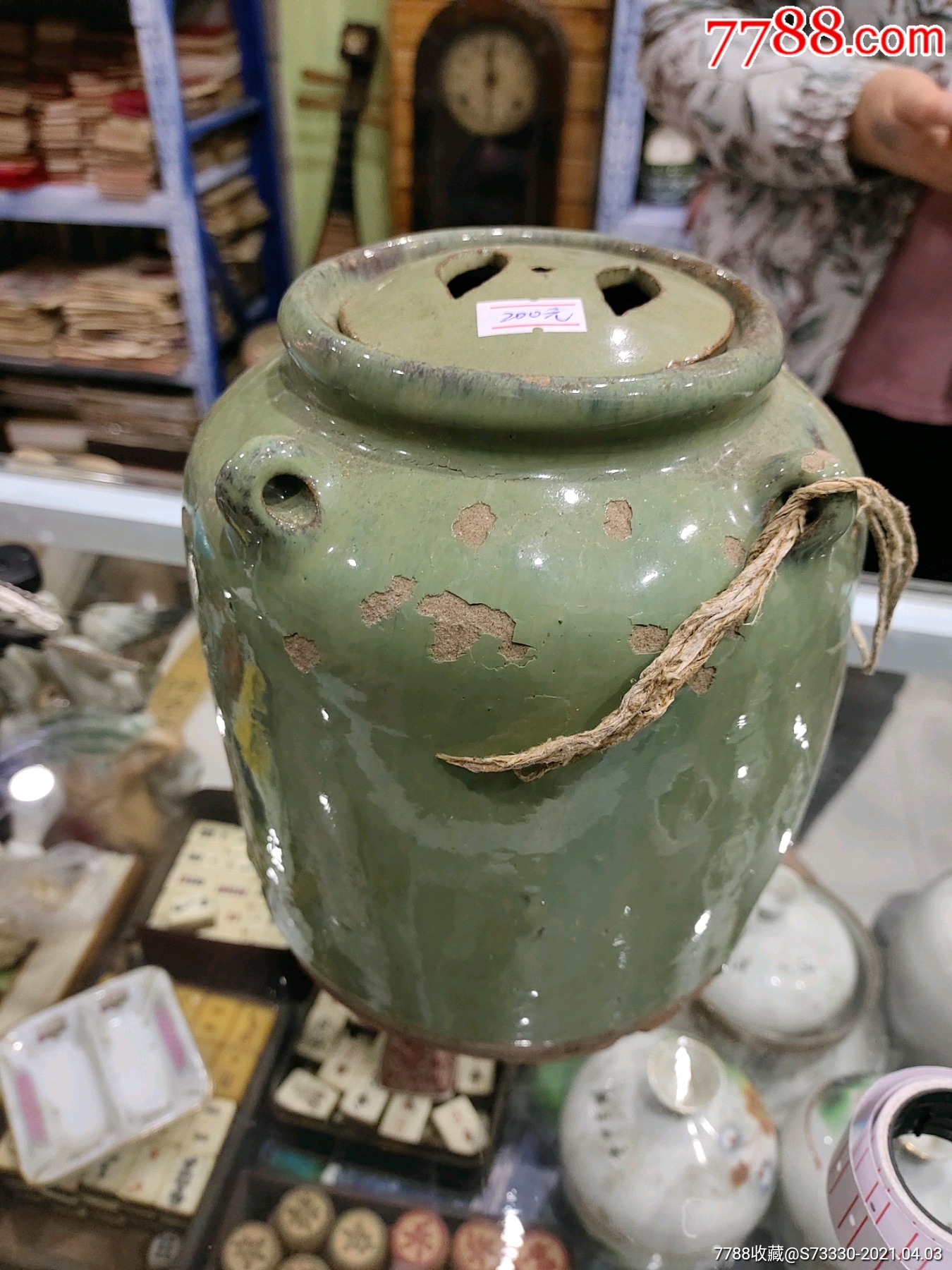 民国宜兴绿有五斤坛一只