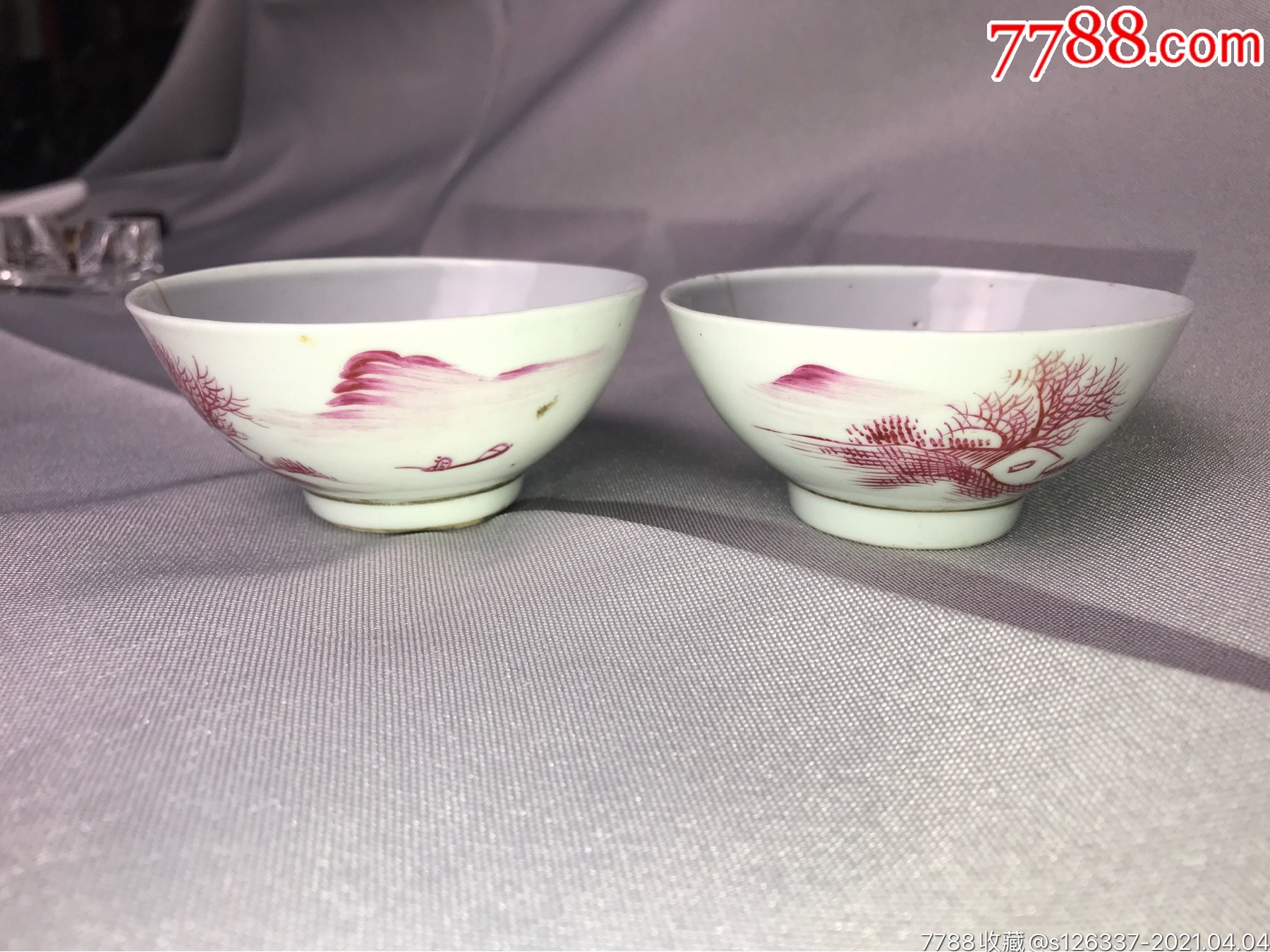晚清民国“江西石荣峯牲”“云影山光”胭脂红山水茶杯一对，每个各有一条小