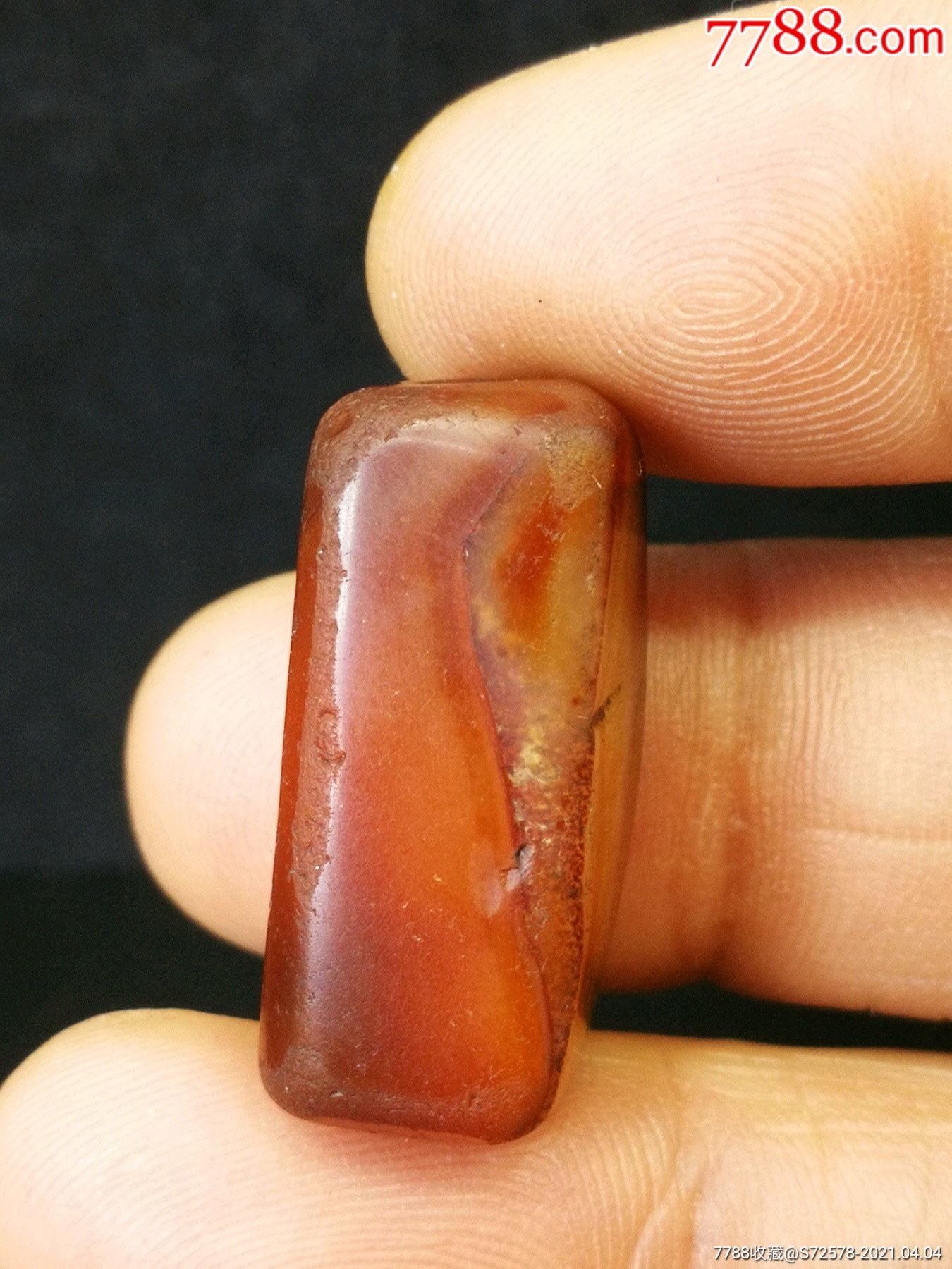 千年缠丝玛瑙方形勒子