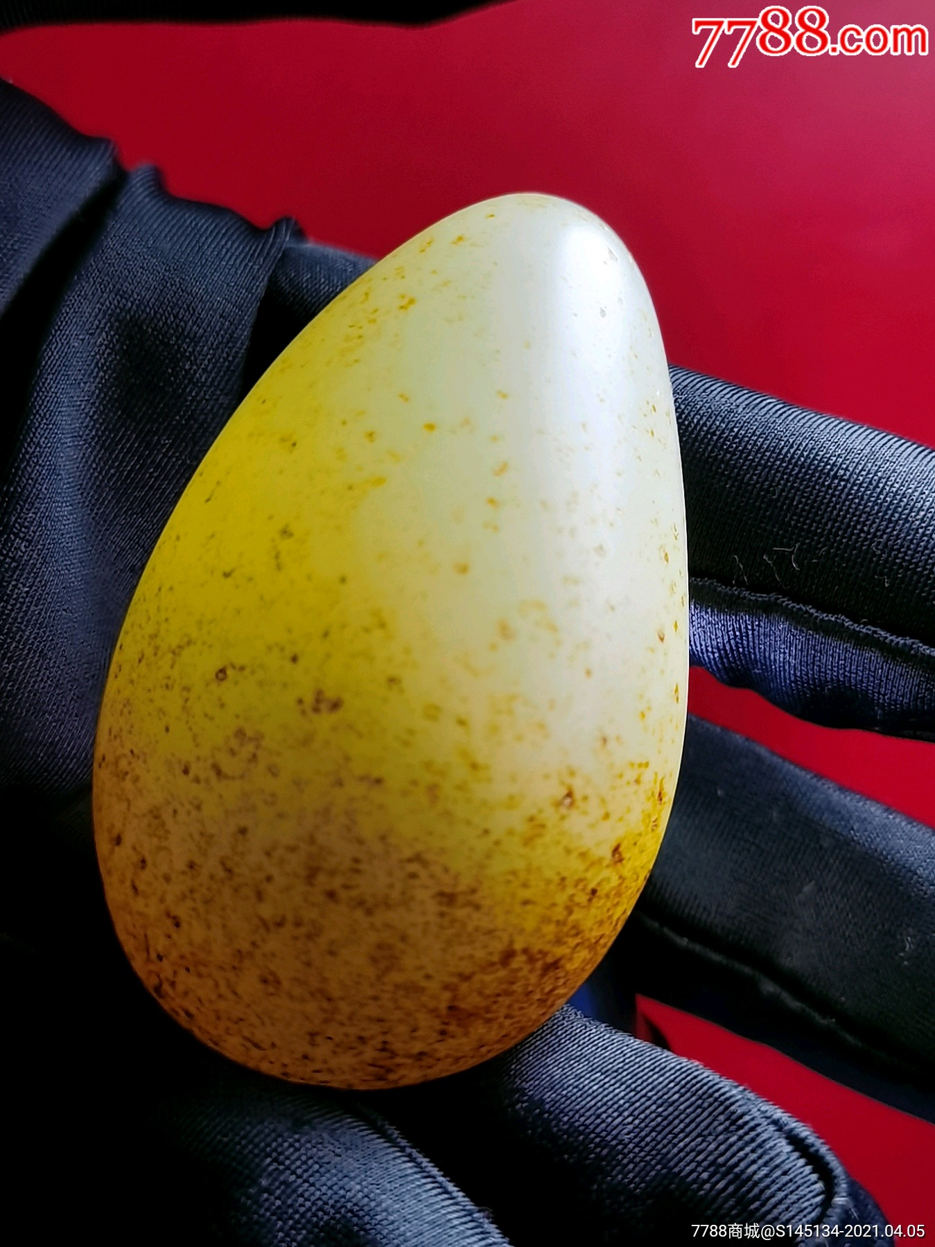 新疆和田白玉籽玉原石洒金皮极品挂件把玩件