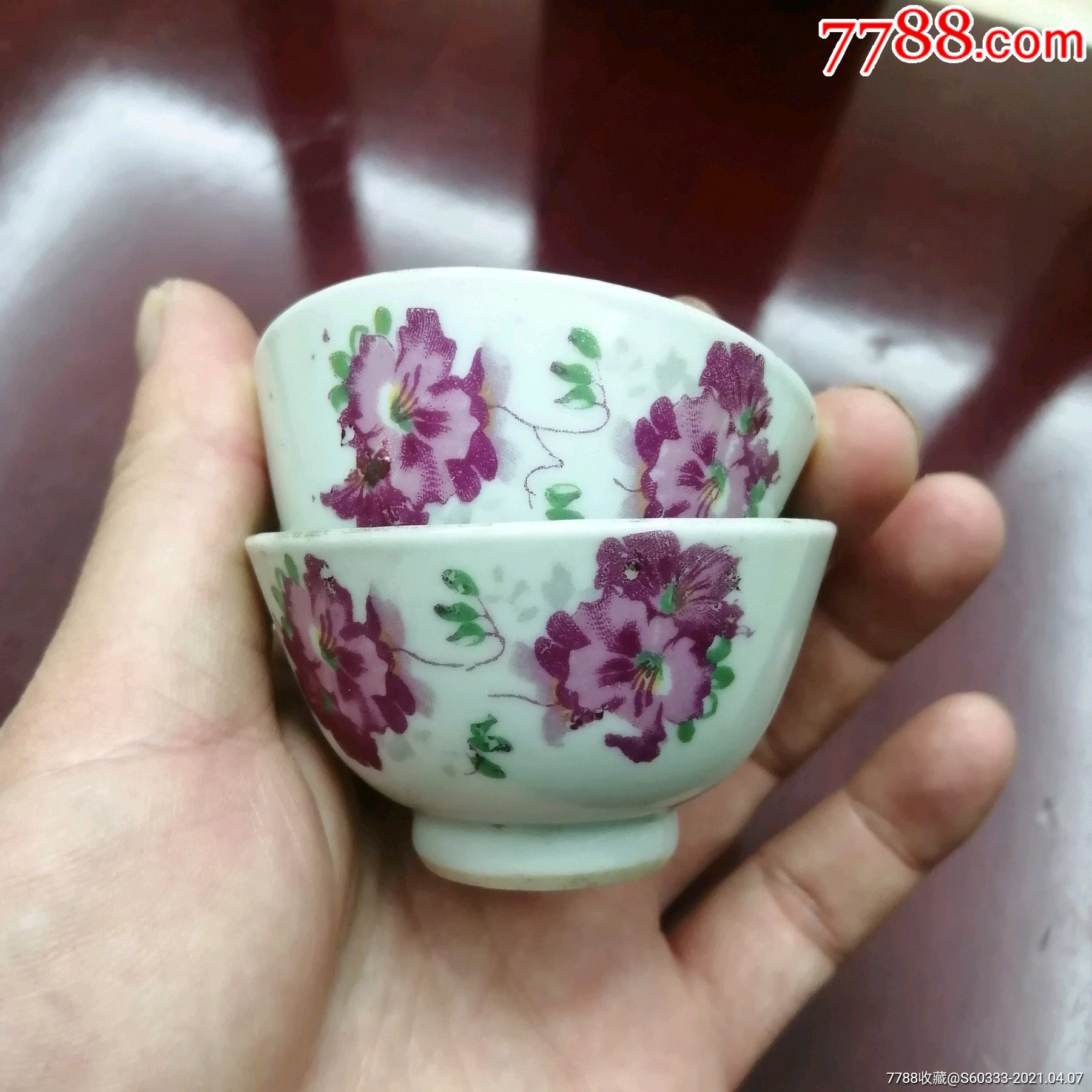 民国"蝶恋花"印花茶杯一对