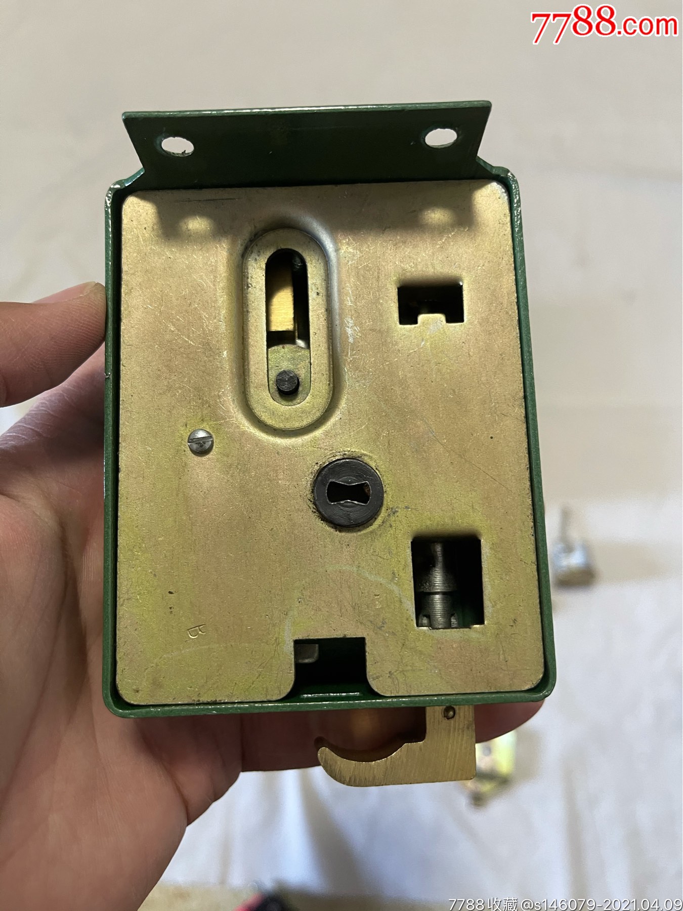 一套全新80年代狮子牌锁头