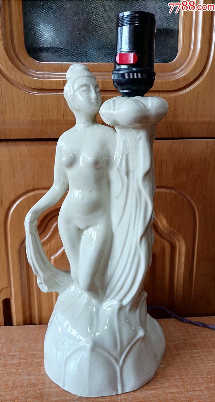 7080年代美术瓷塑贵妃出浴裸女老台灯39厘米完好可使用